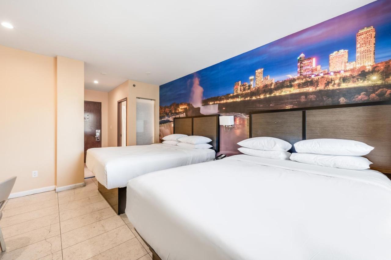 Queen Room,1117818681:JPEG