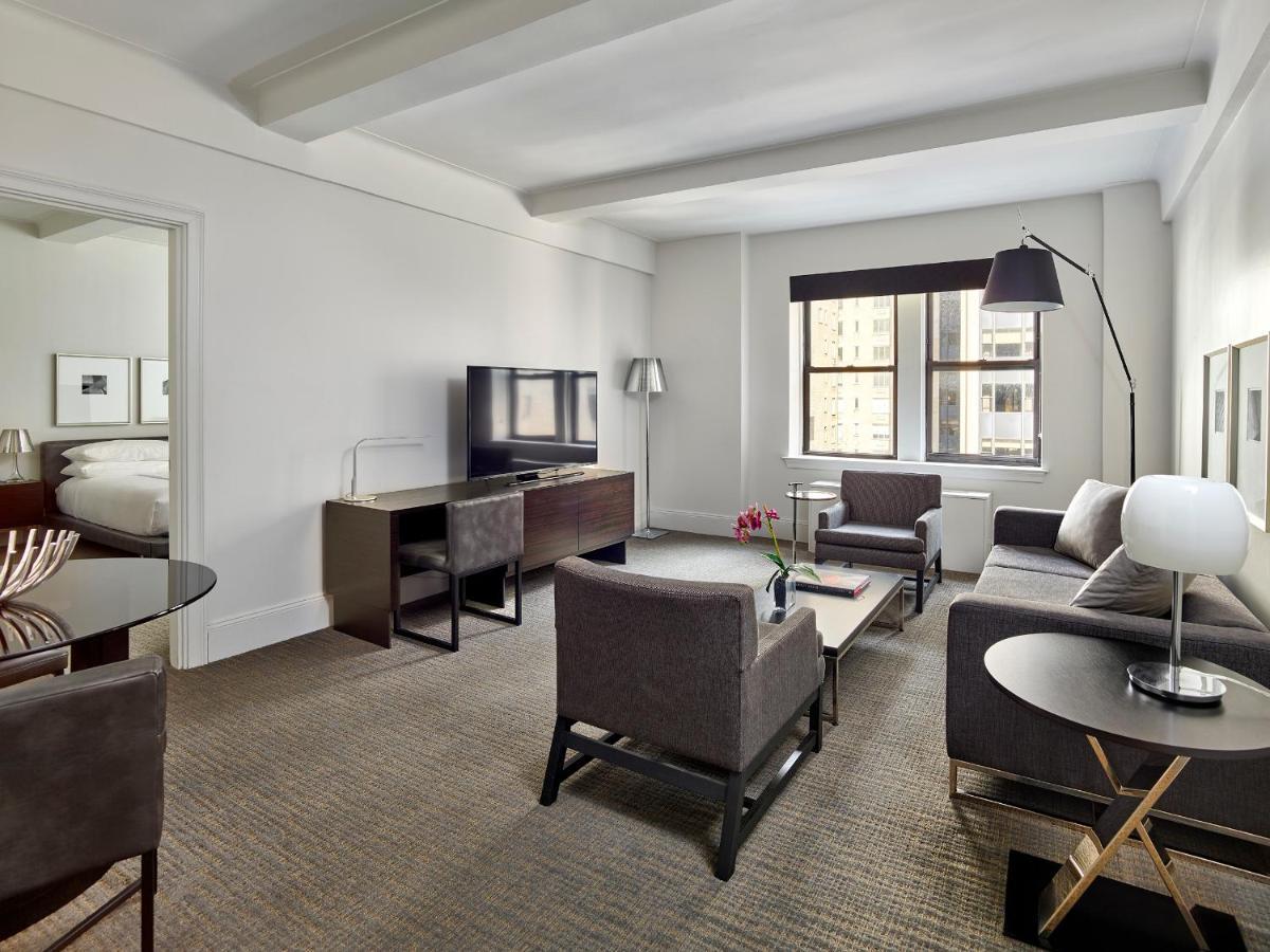 One Bedroom Platinum Suite