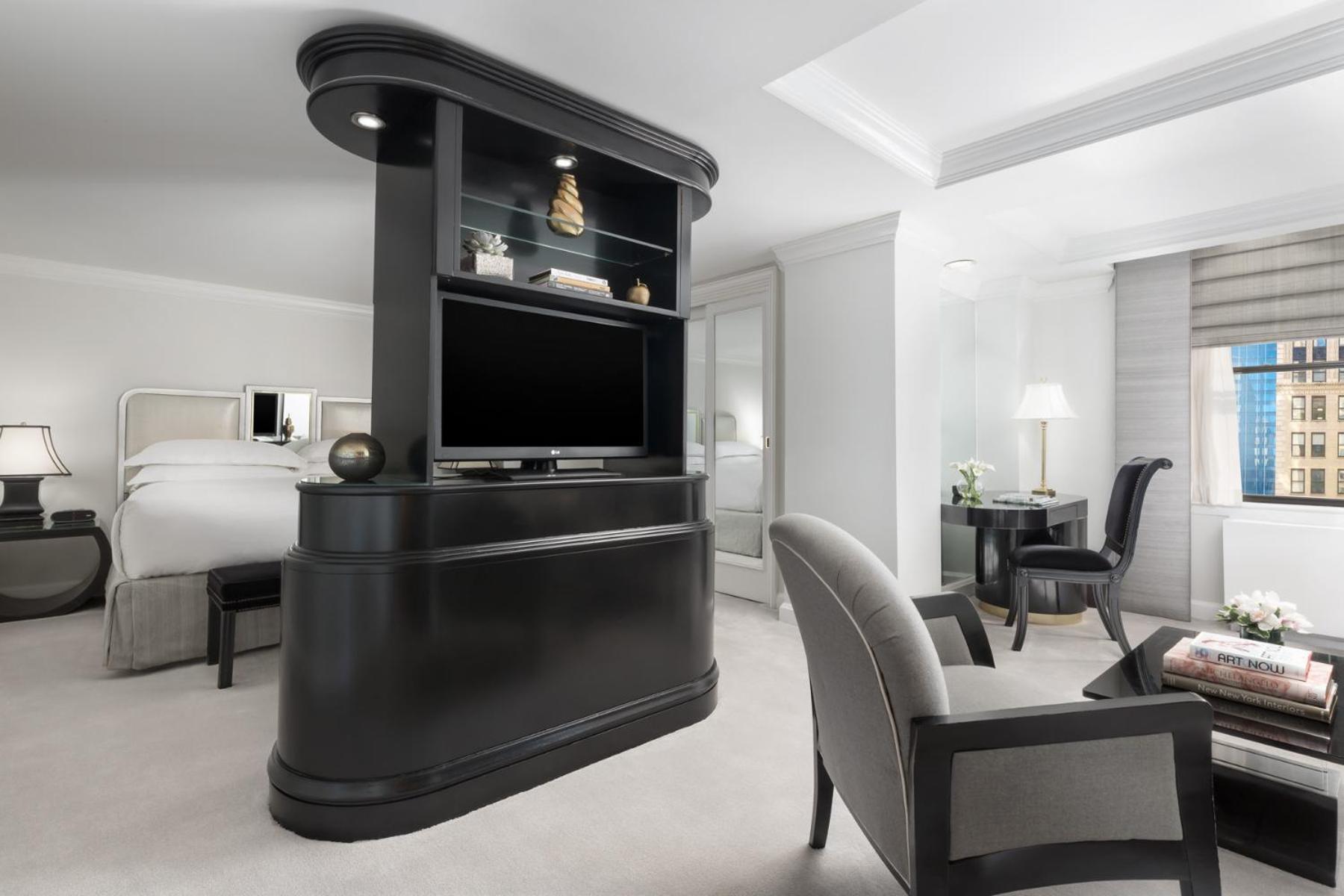 Junior King Suite