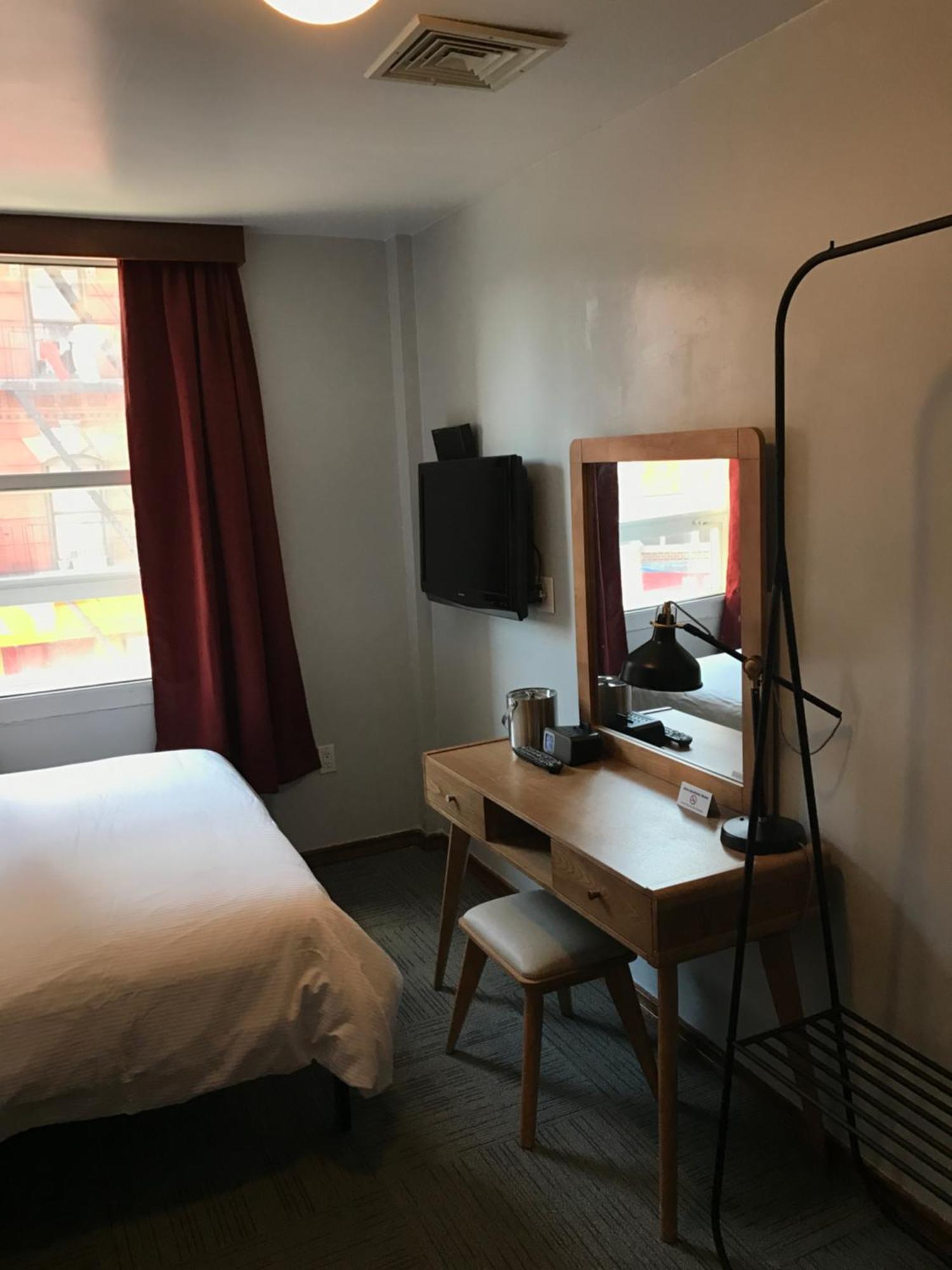 Superior Queen Room