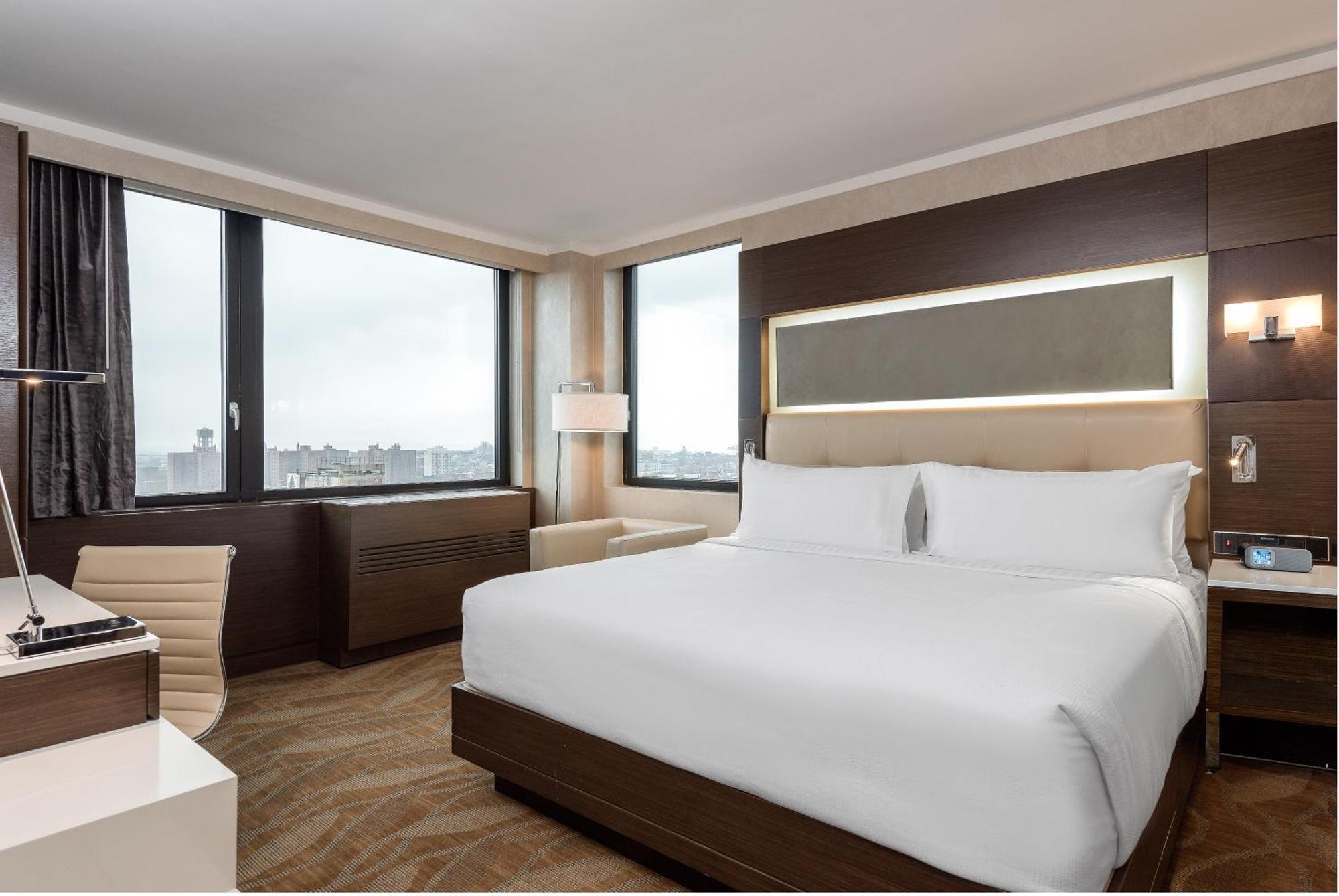 King Room Verrazano Bridge View Non Smoking
