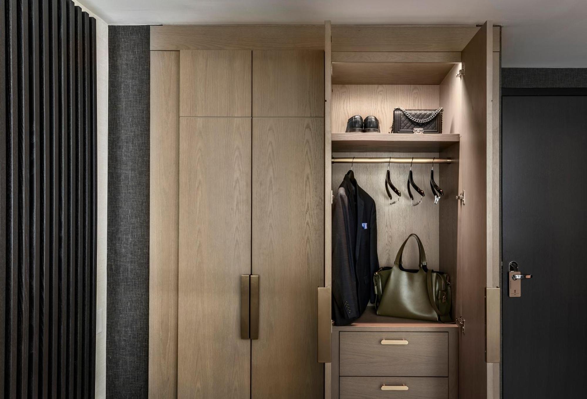 King Studio Suite