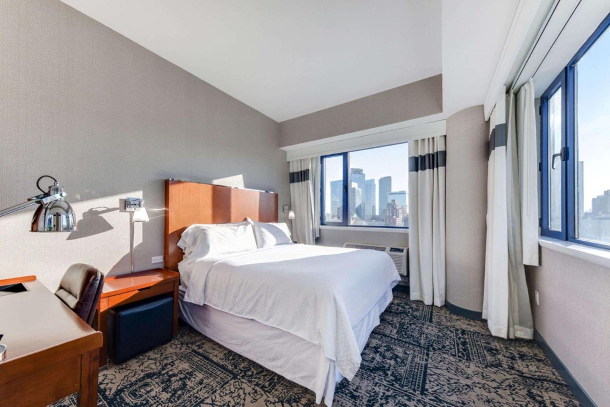 King Room City View Non-Smoking