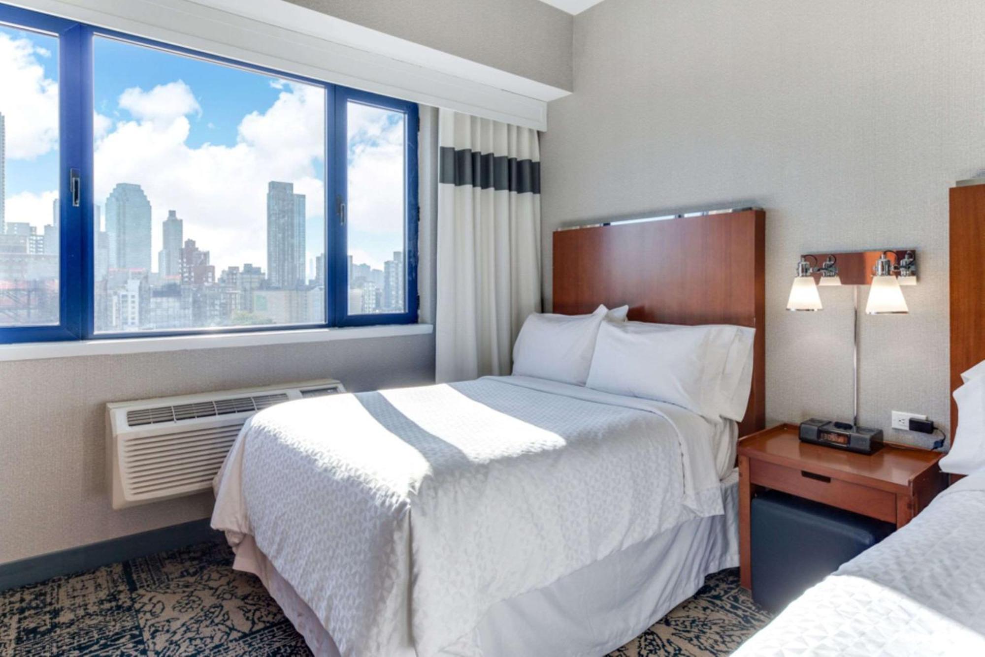 Double Room Two Double Beds City View Non-Smoking