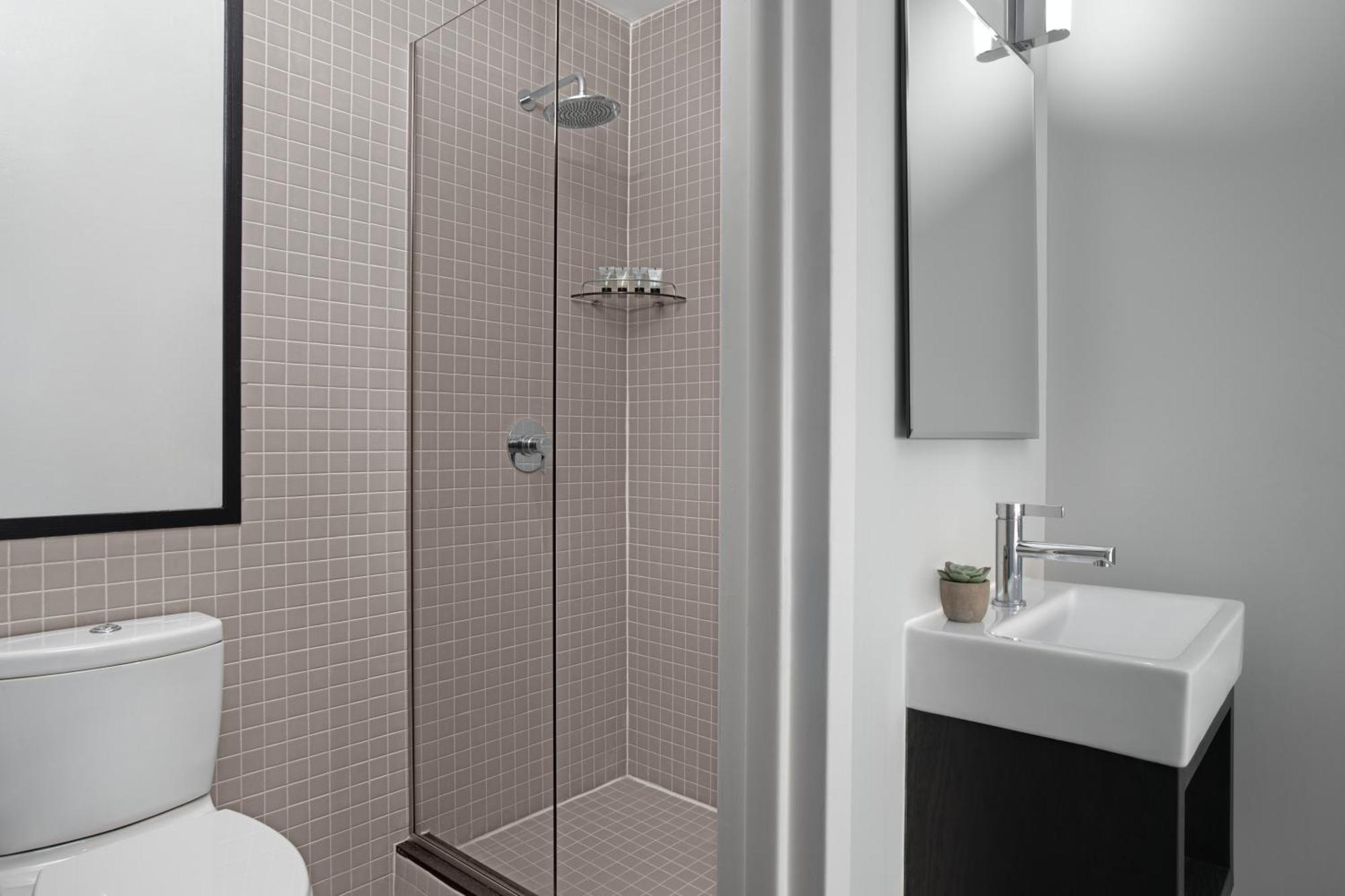 Triple Room,1375573049:JPEG