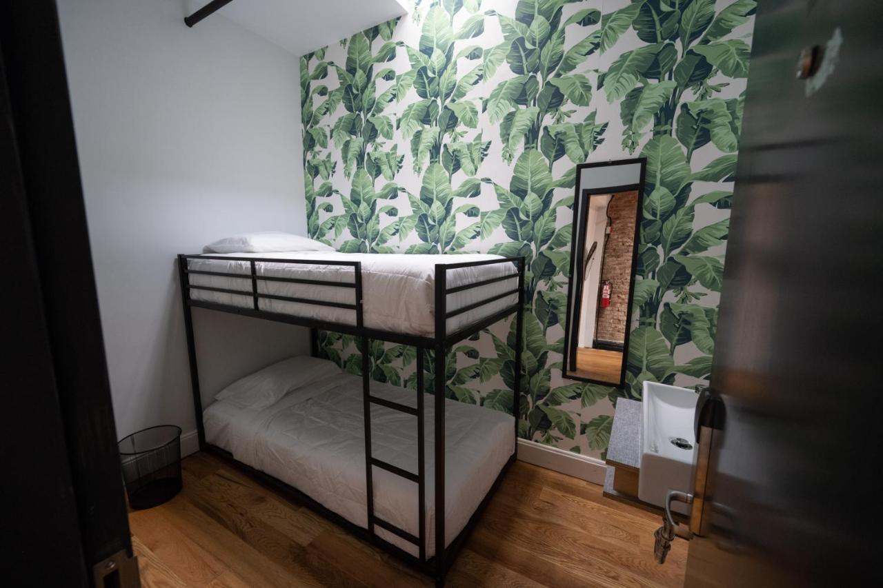 Double Room with Shared Bathroom,1293202399:JPEG