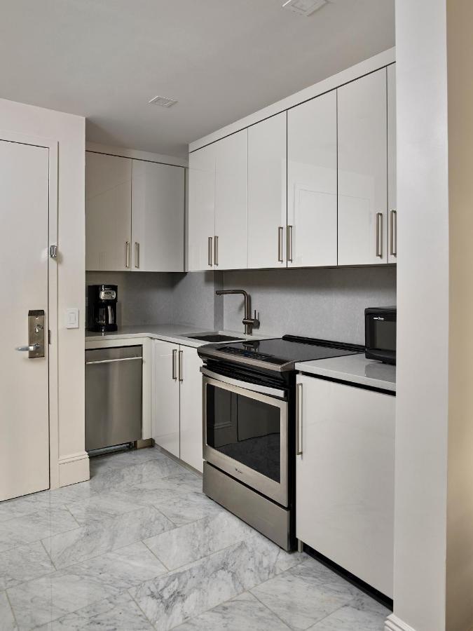 One Bedroom Platinum Suite