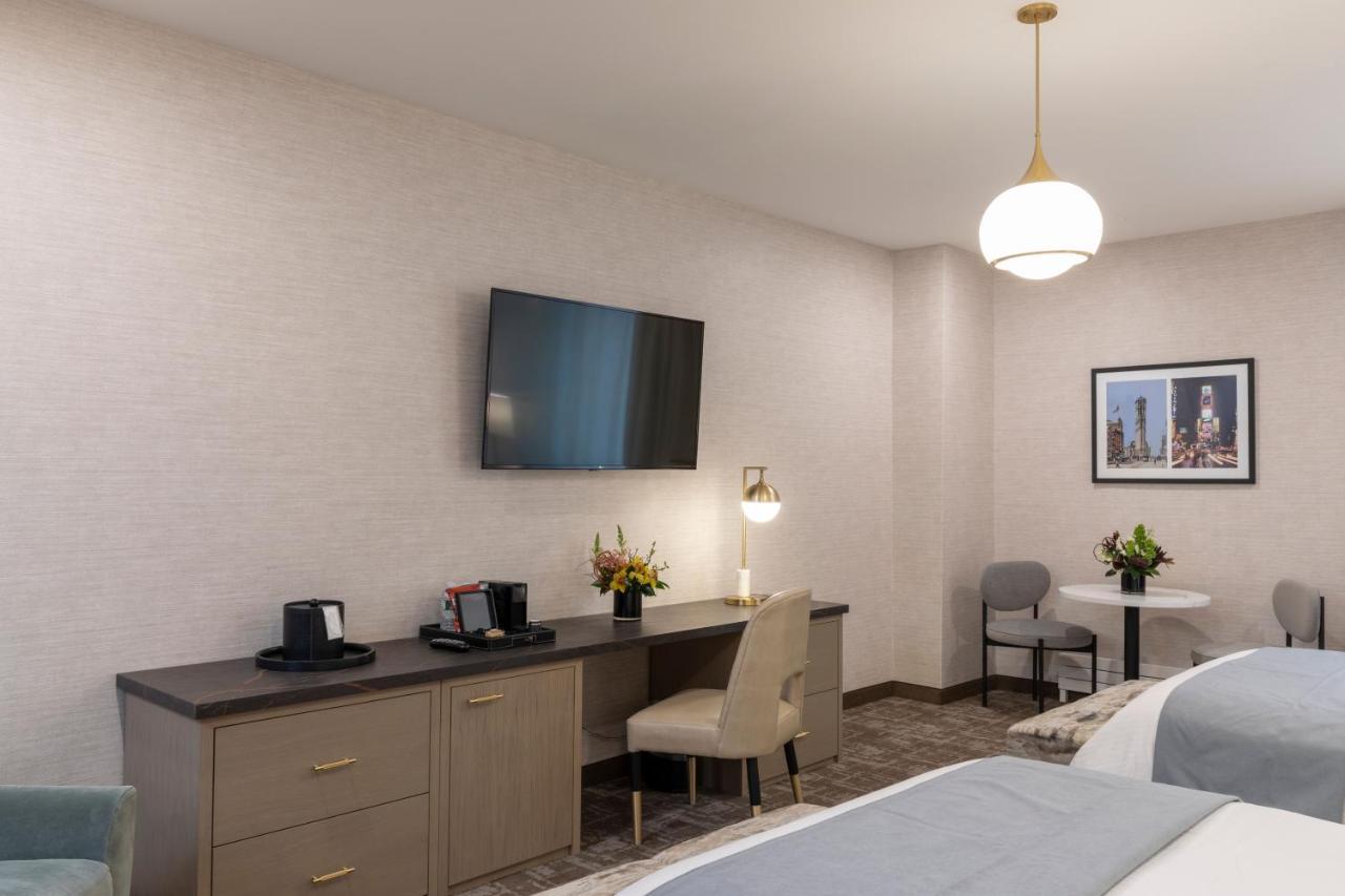 Deluxe Two Queens Room,1370597708:JPEG