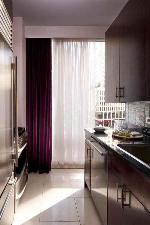 Executive One-Bedroom Suite City View