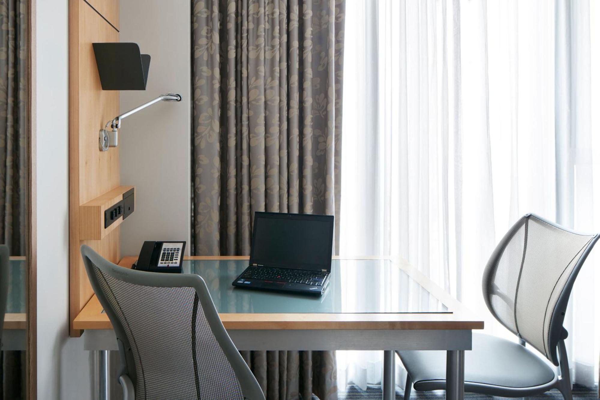 One-Bedroom Suite,1633680903:JPEG