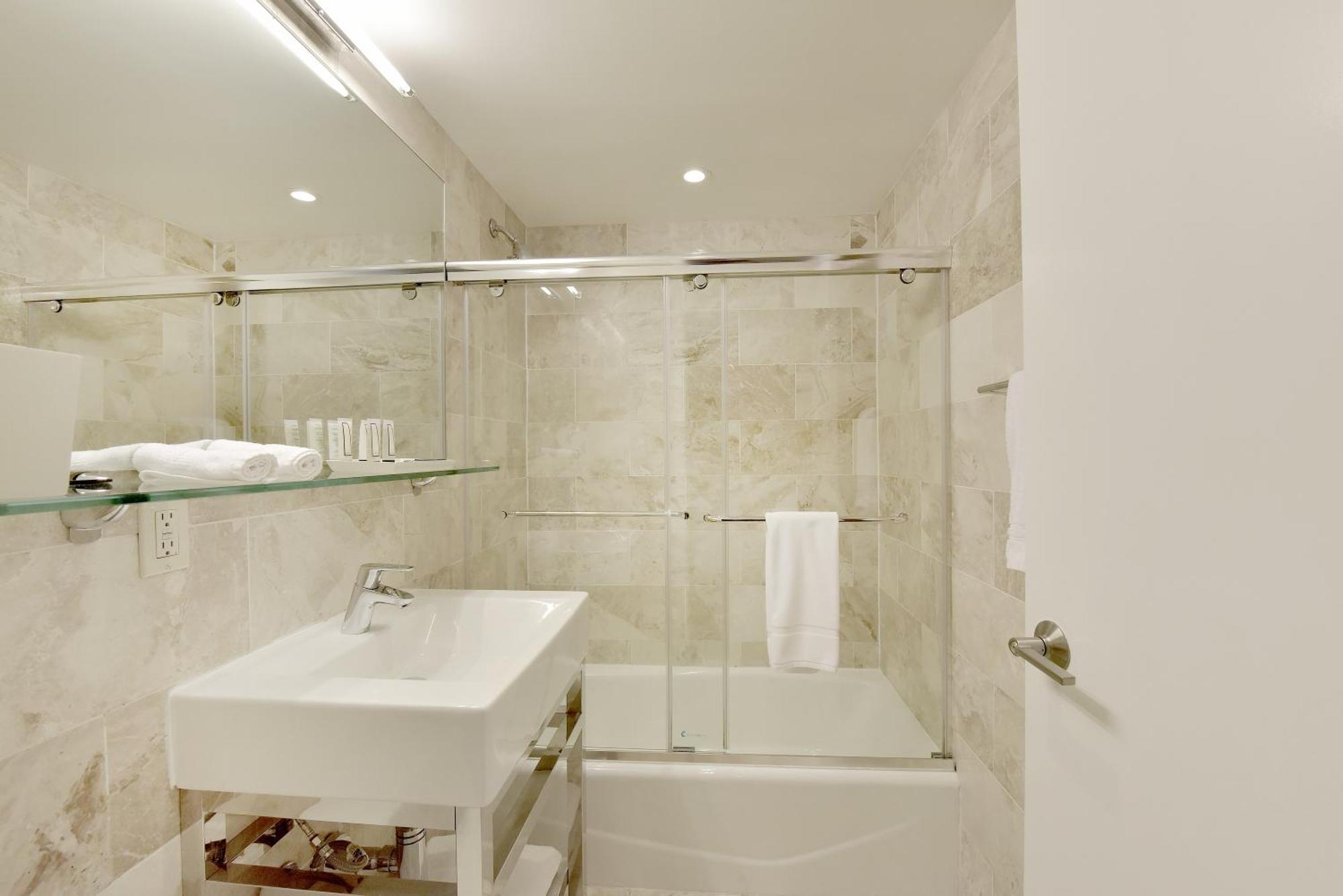 Premium Suite Two Double Beds Balcony