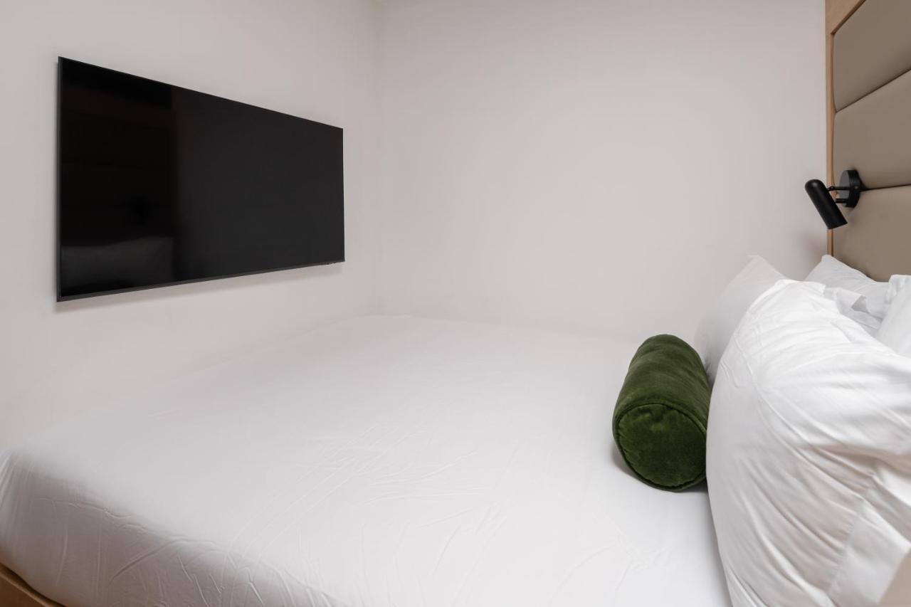 Standard Queen Room Two Queen Beds