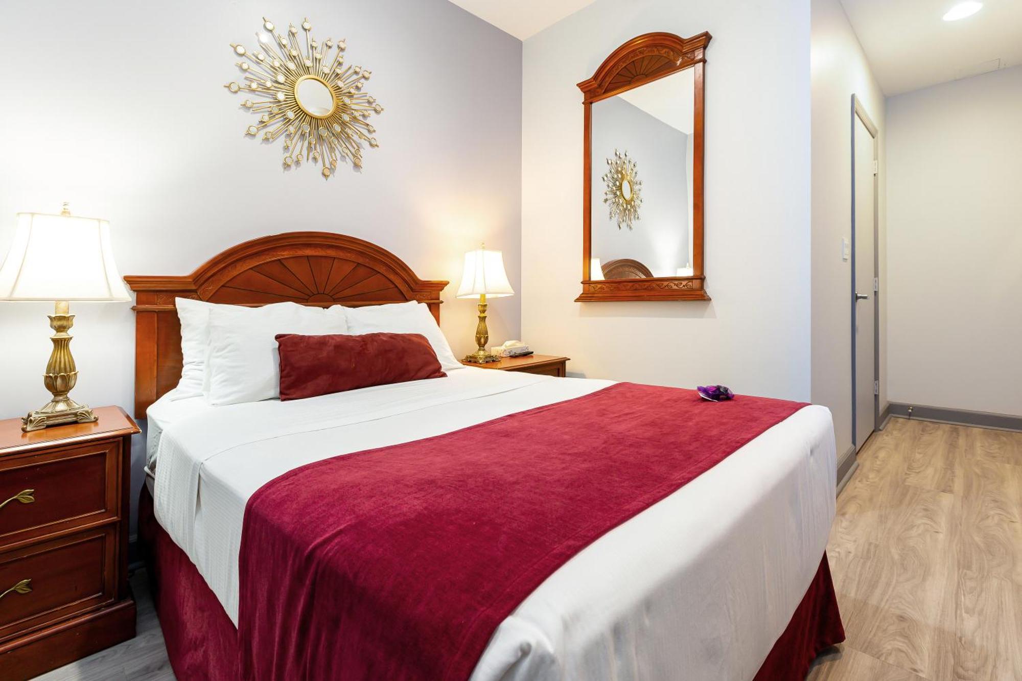 One Full Bed Room