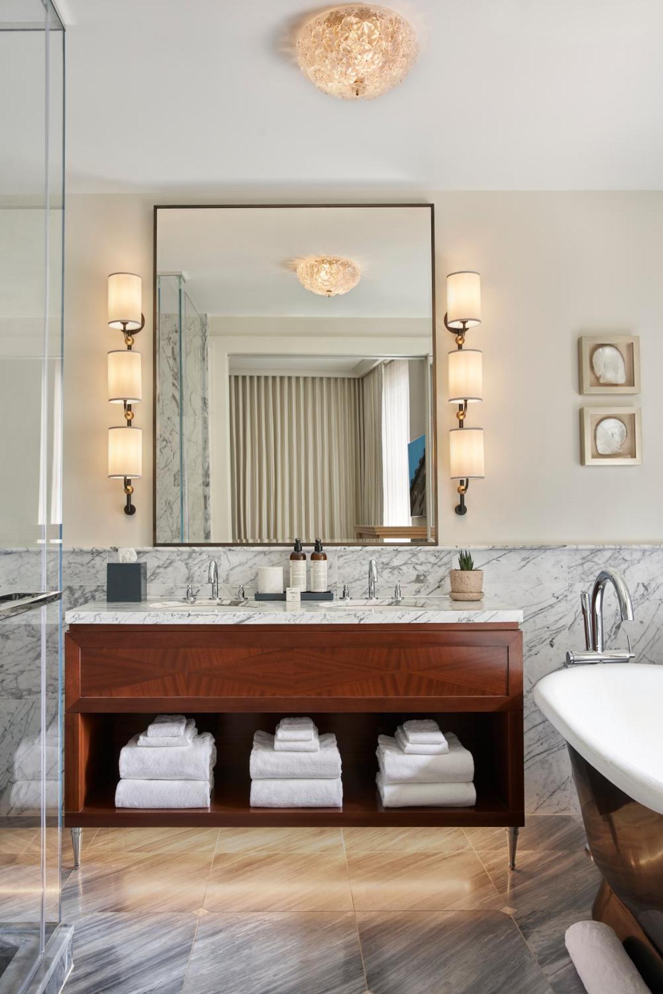 Carnegie Suite