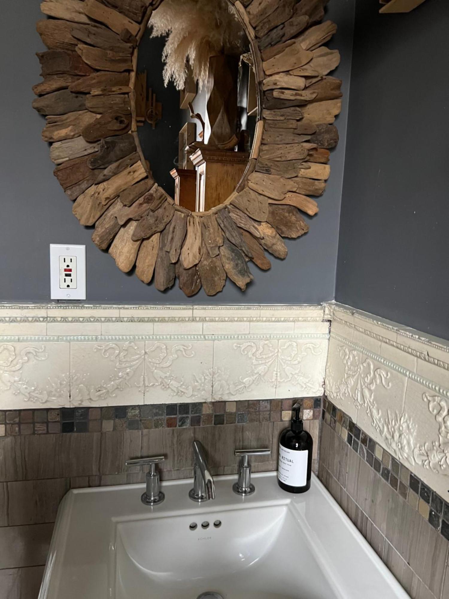 Deluxe Double Room Bath