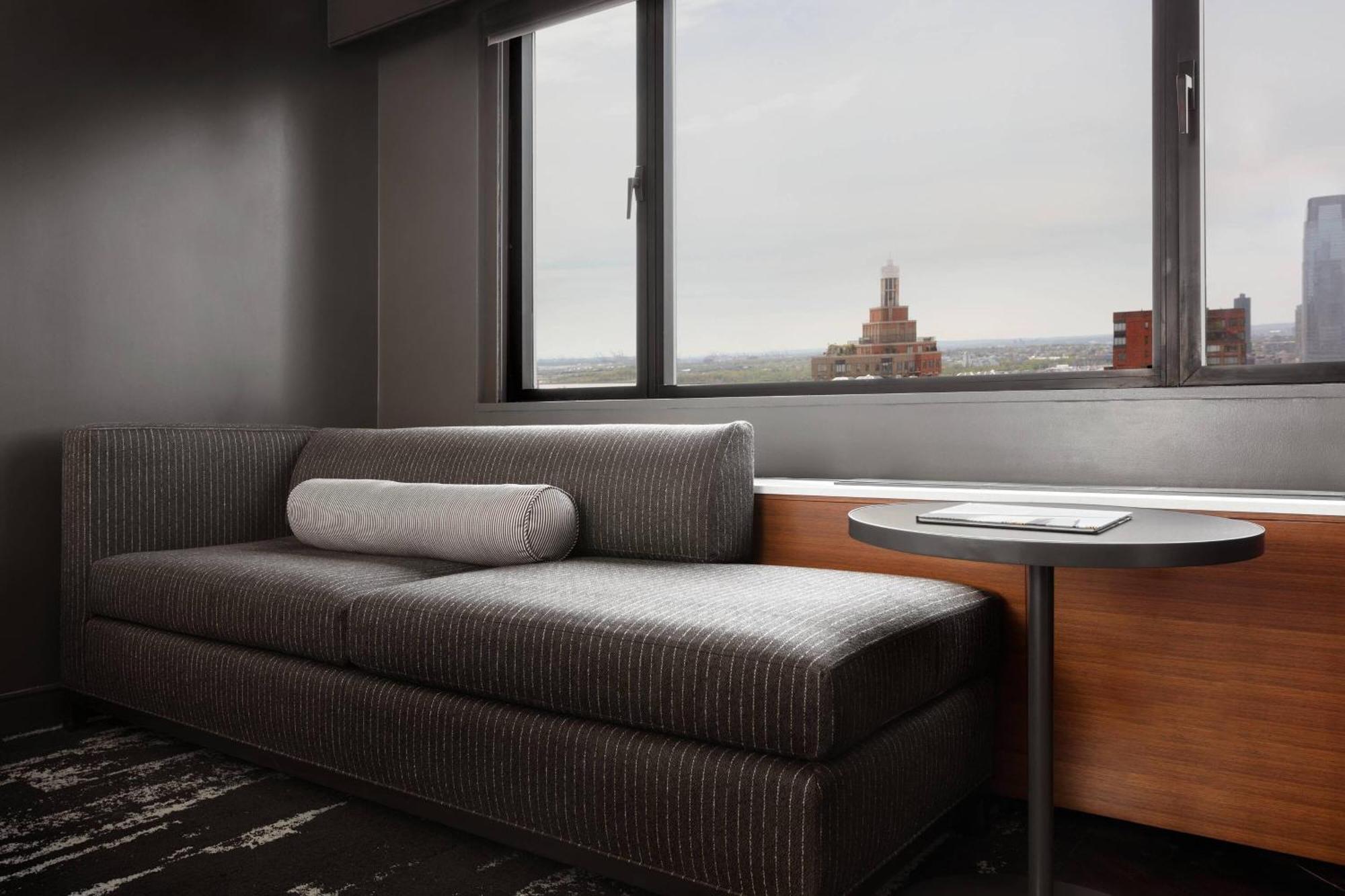 Deluxe King Room Harbor View Hearing Accessible