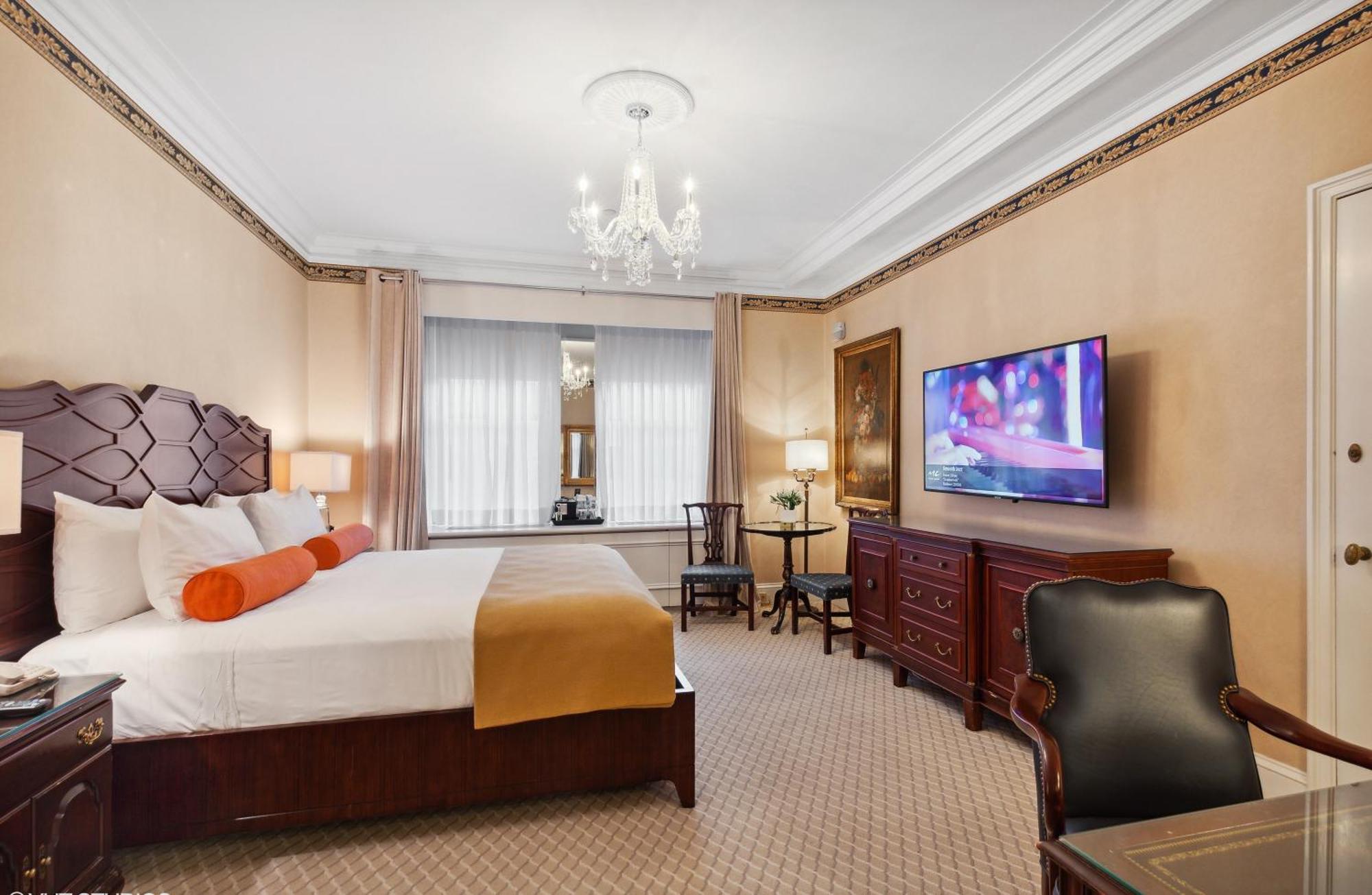 Interior King Room
