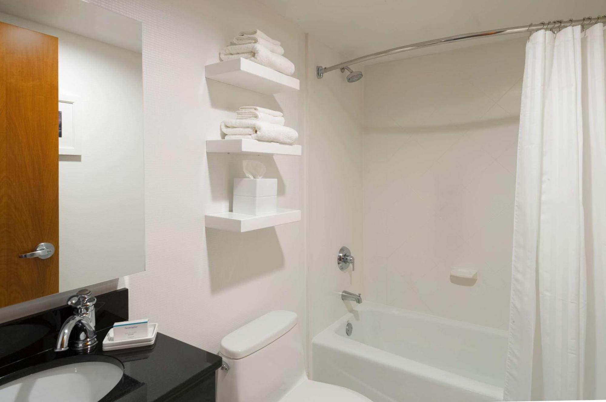 Double Room Two Double Beds Non-Smoking
