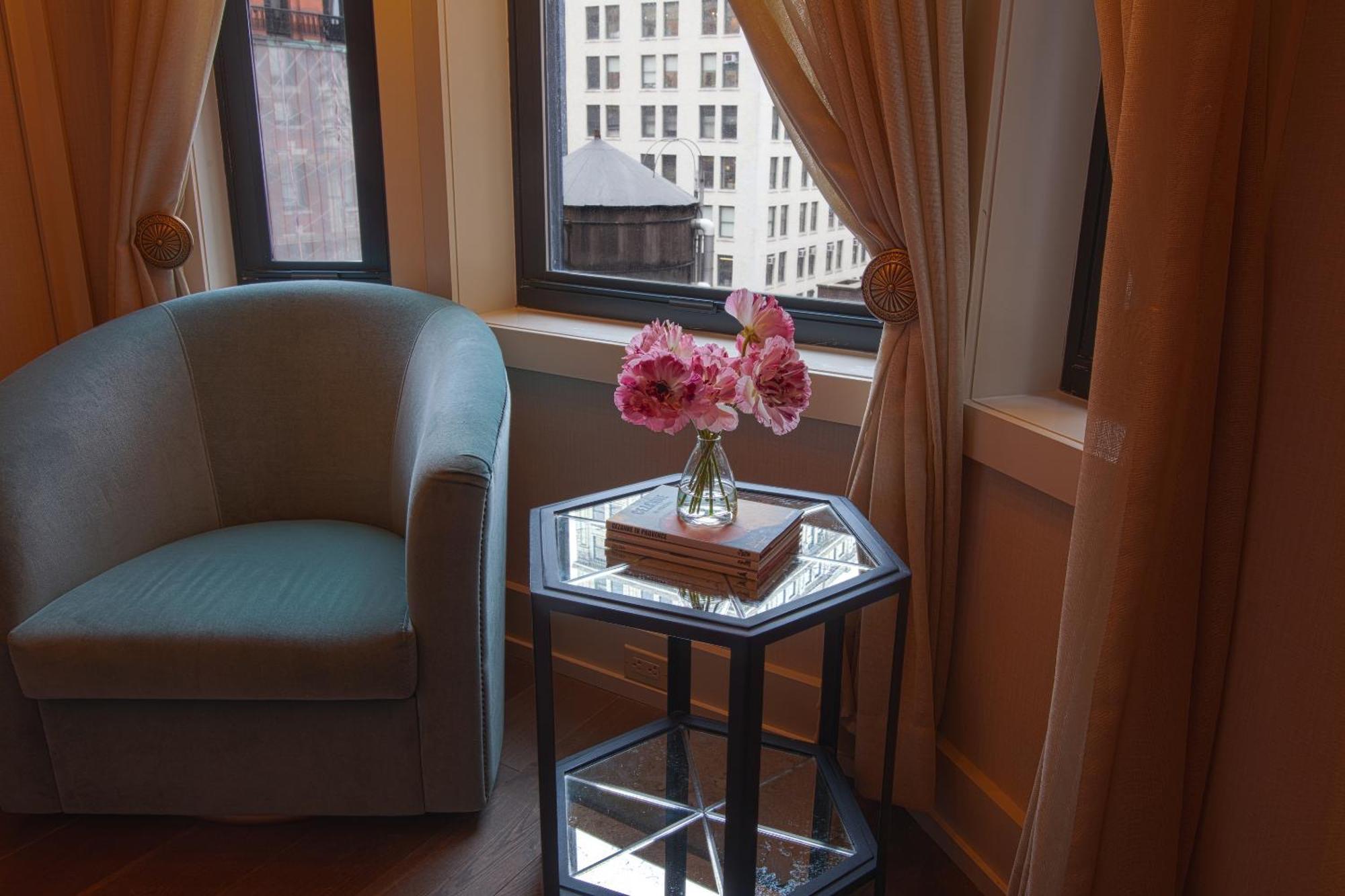 Deluxe Double Double,1669815588:JPEG