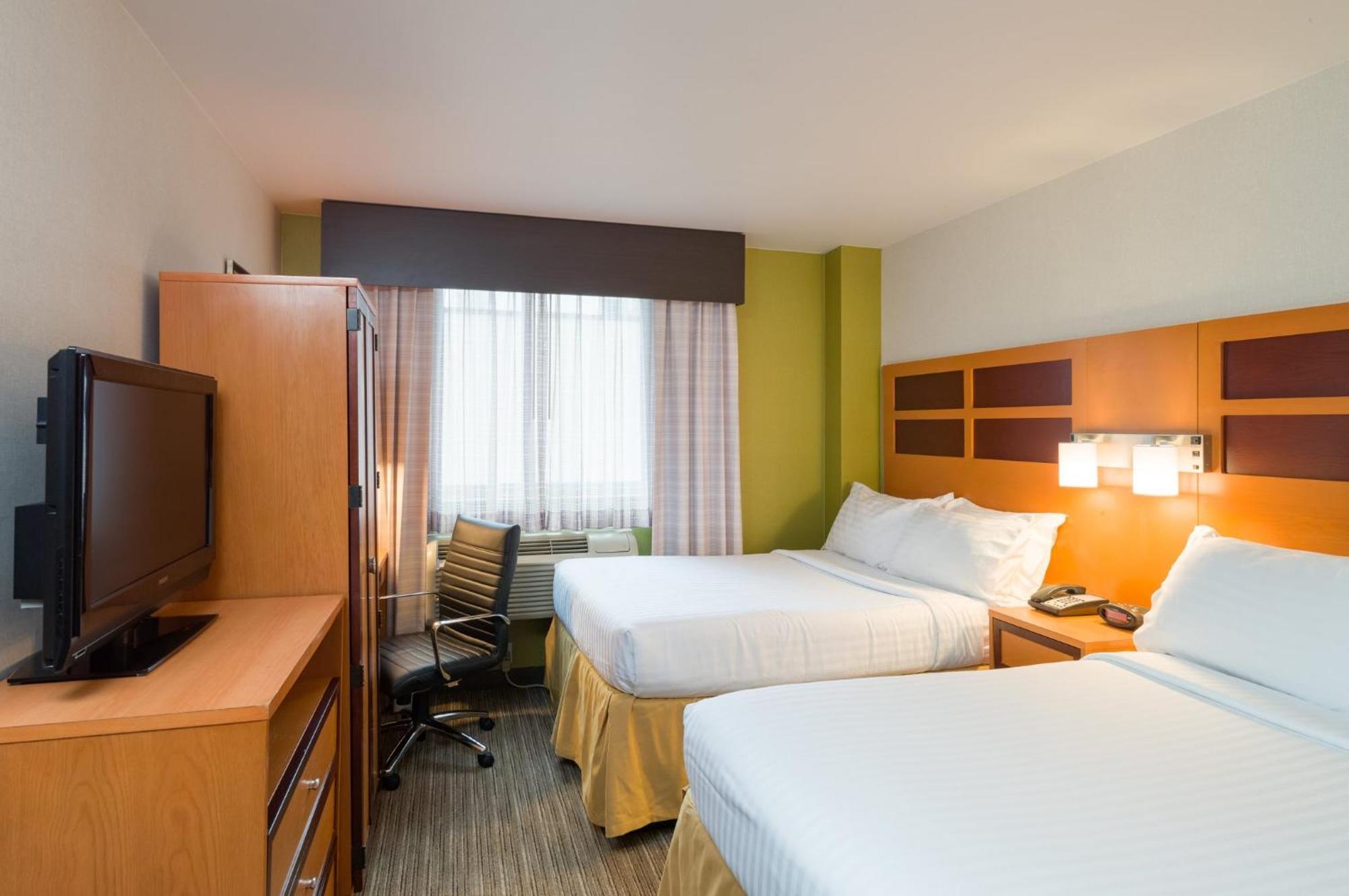 Double Room Two Double Beds High Floor