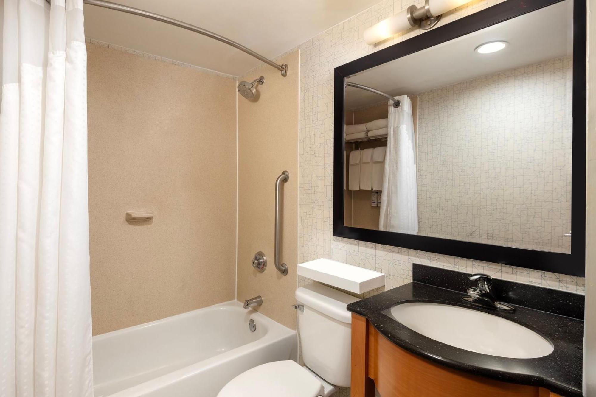 Double Room Two Double Beds High Floor