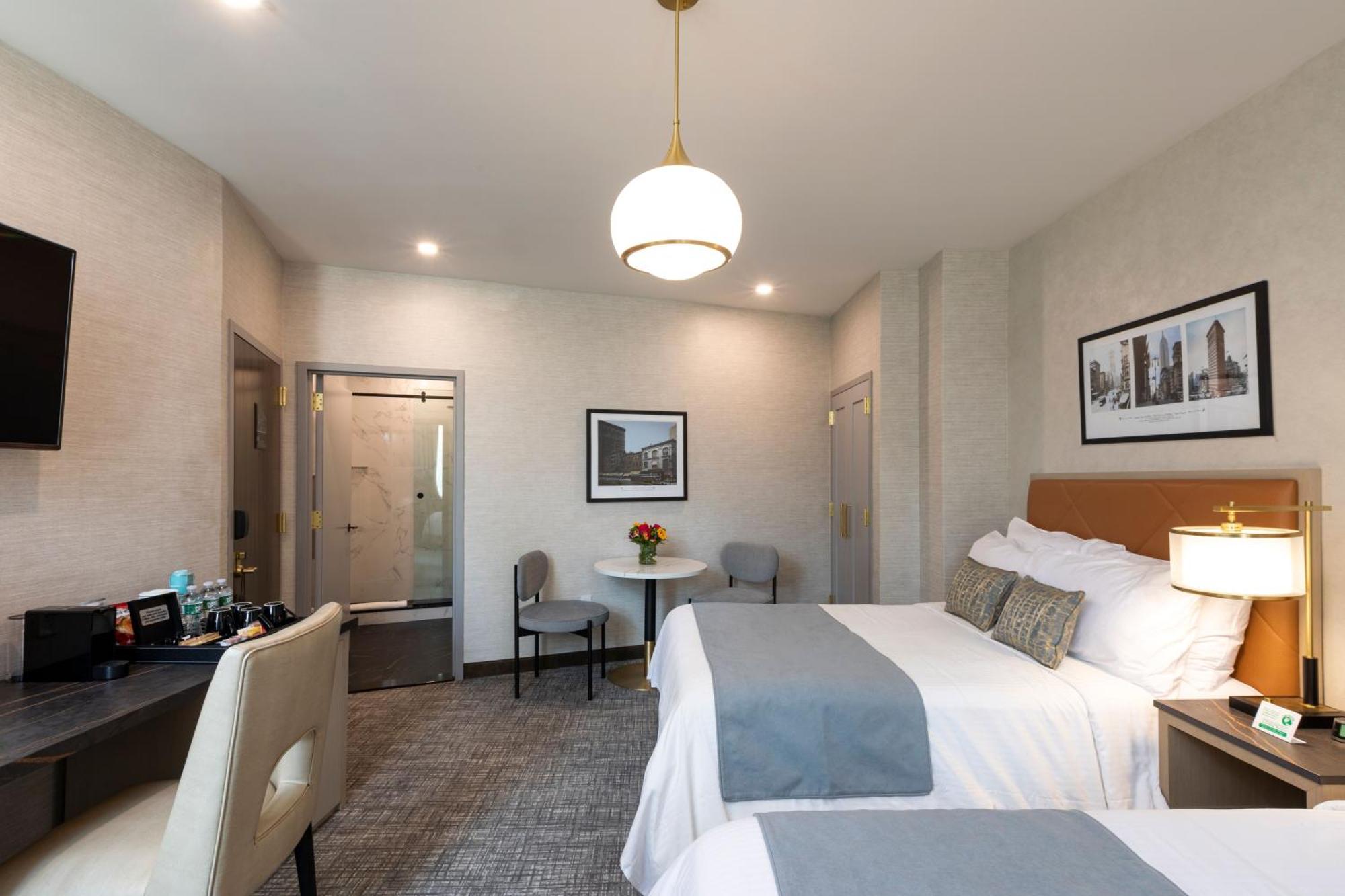 Deluxe Two Full Terrace