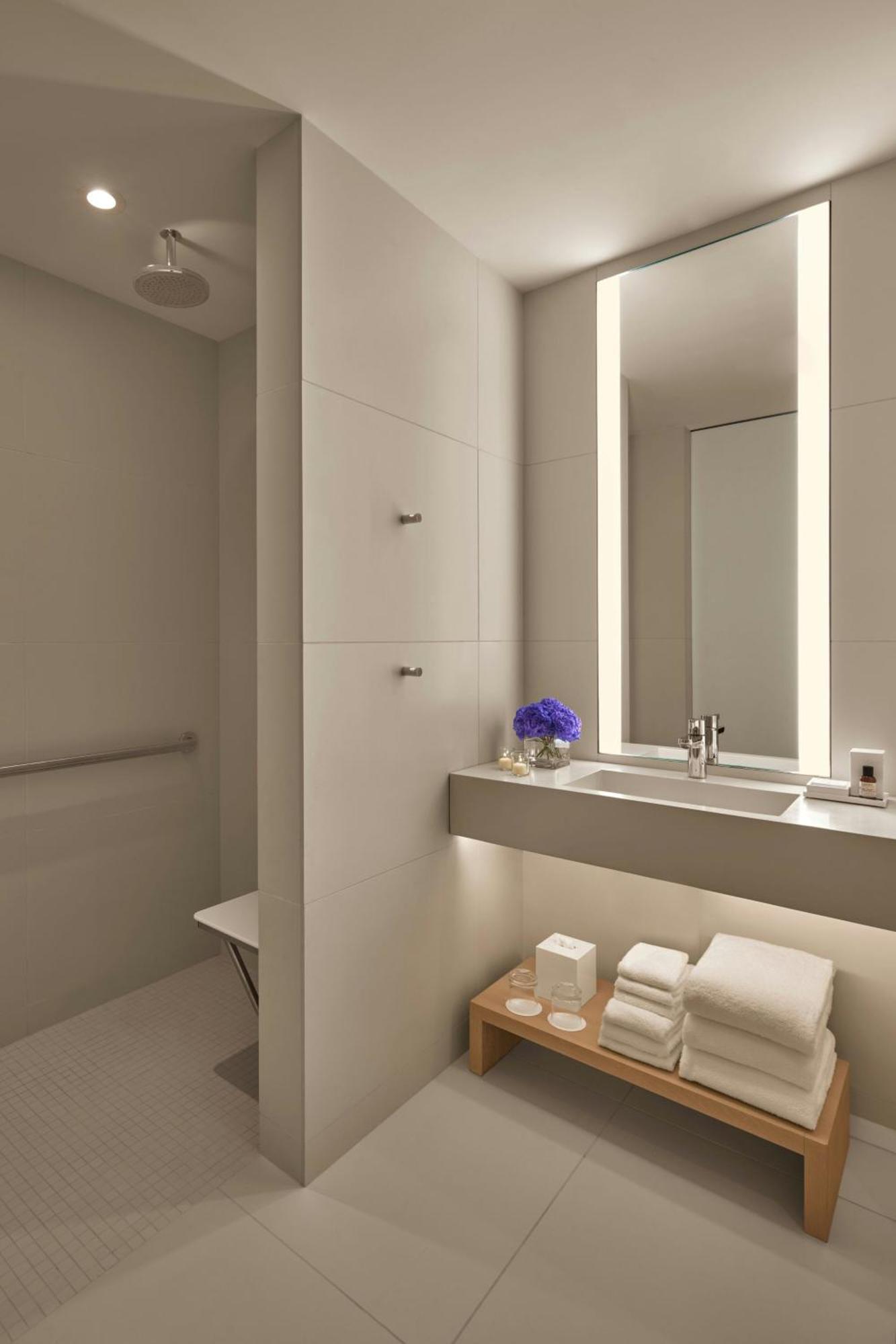Premier King Room Times Square View Hearing Accessible
