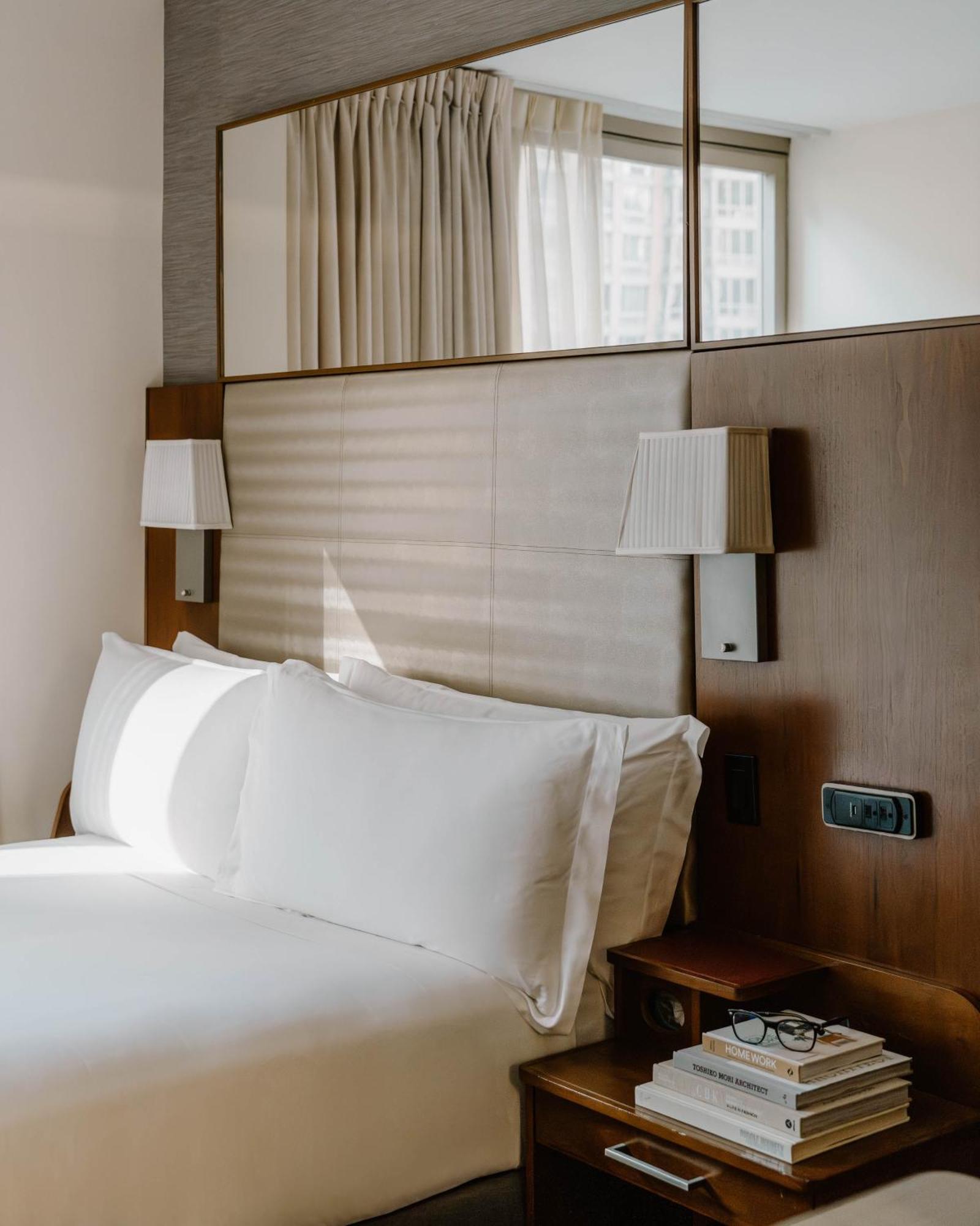 Small Queen Room