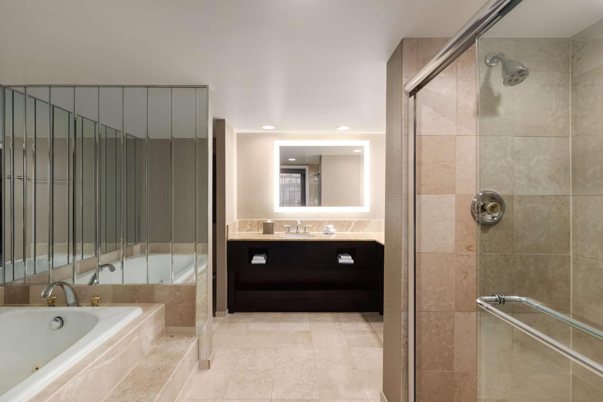 King Suite Jetted Tub Terrace