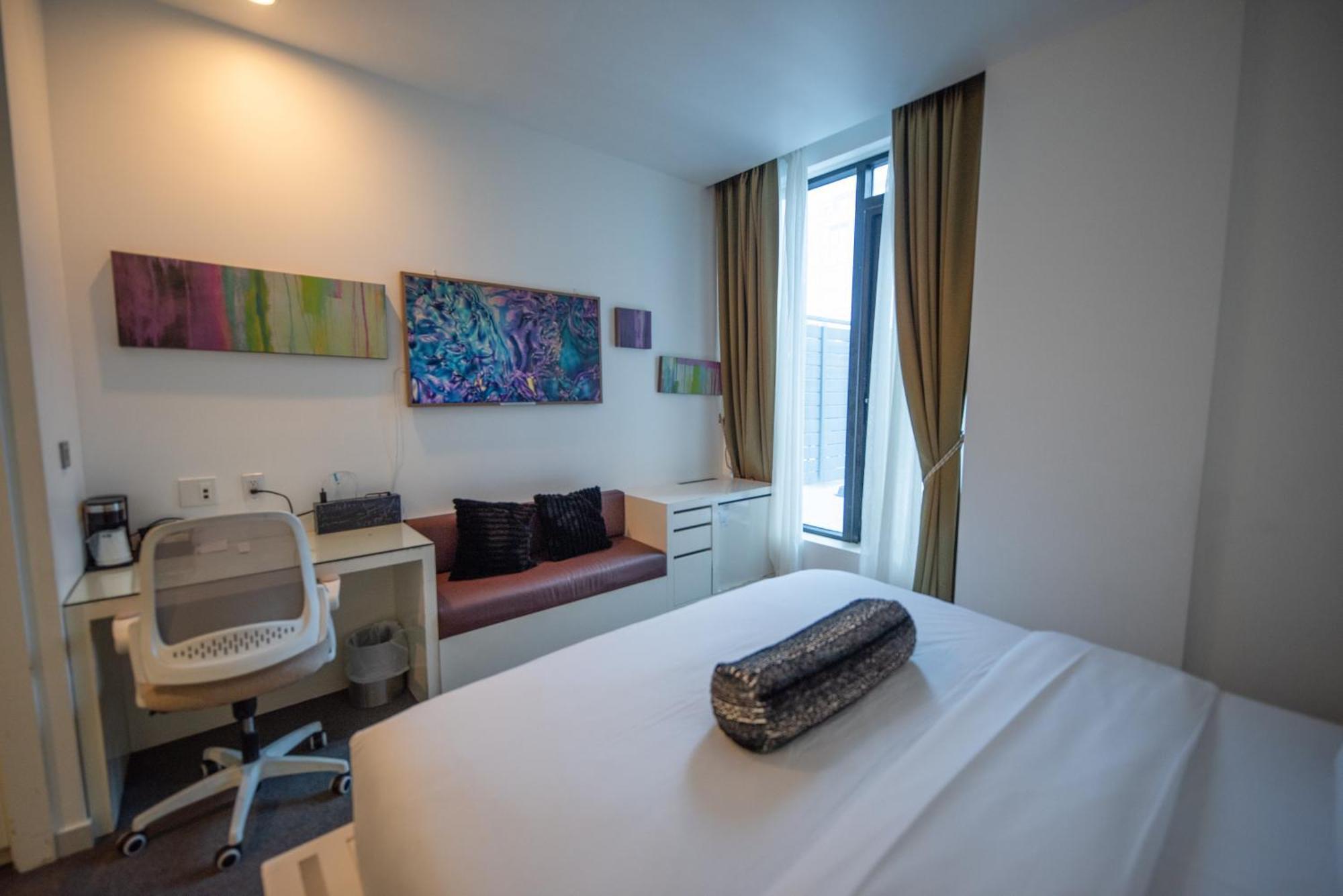 Deluxe King Room Balcony