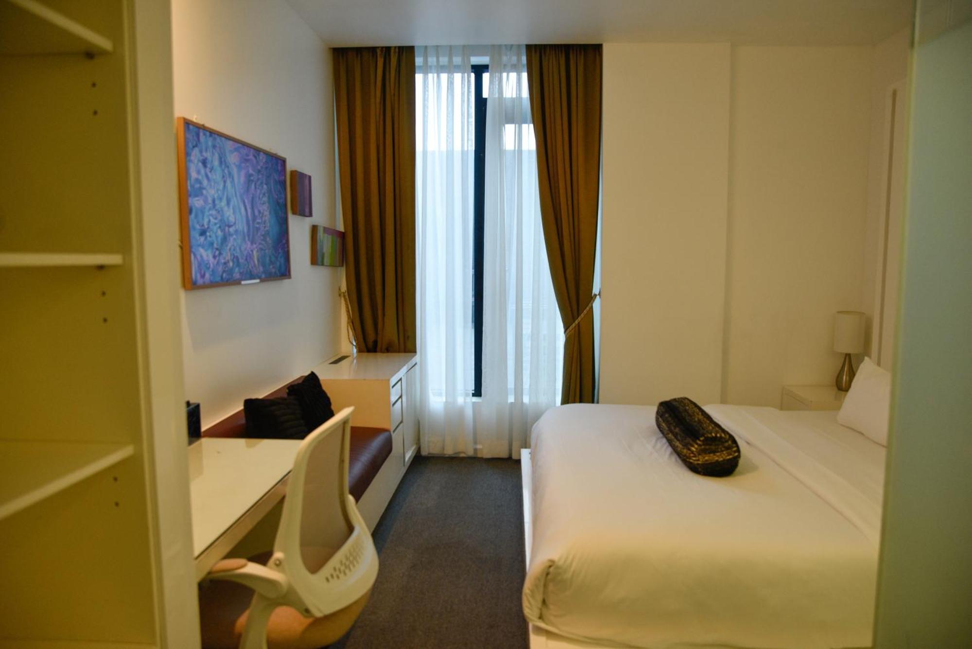 Deluxe King Room Balcony