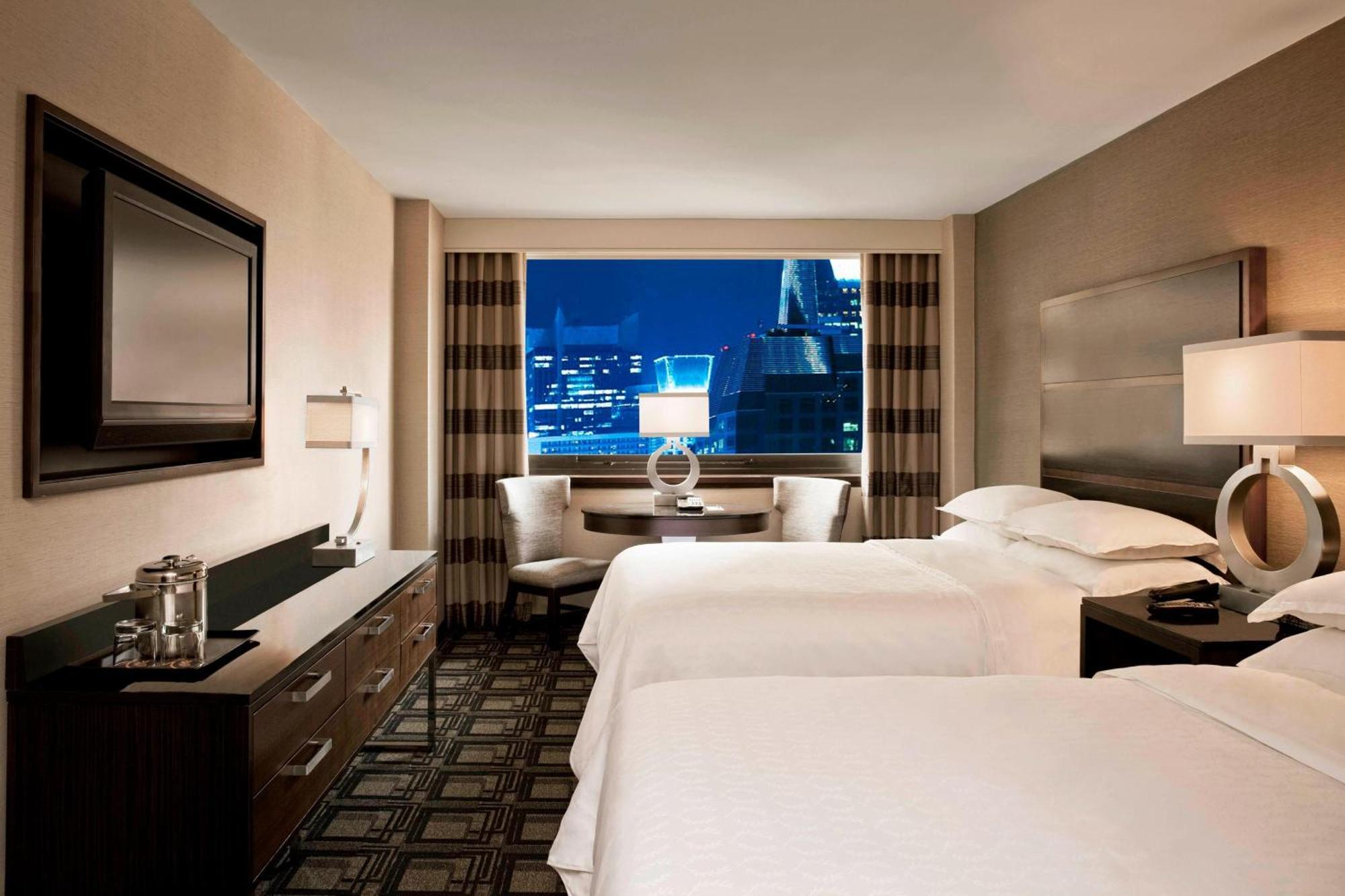Premier Guest room 2 Double City view High floor