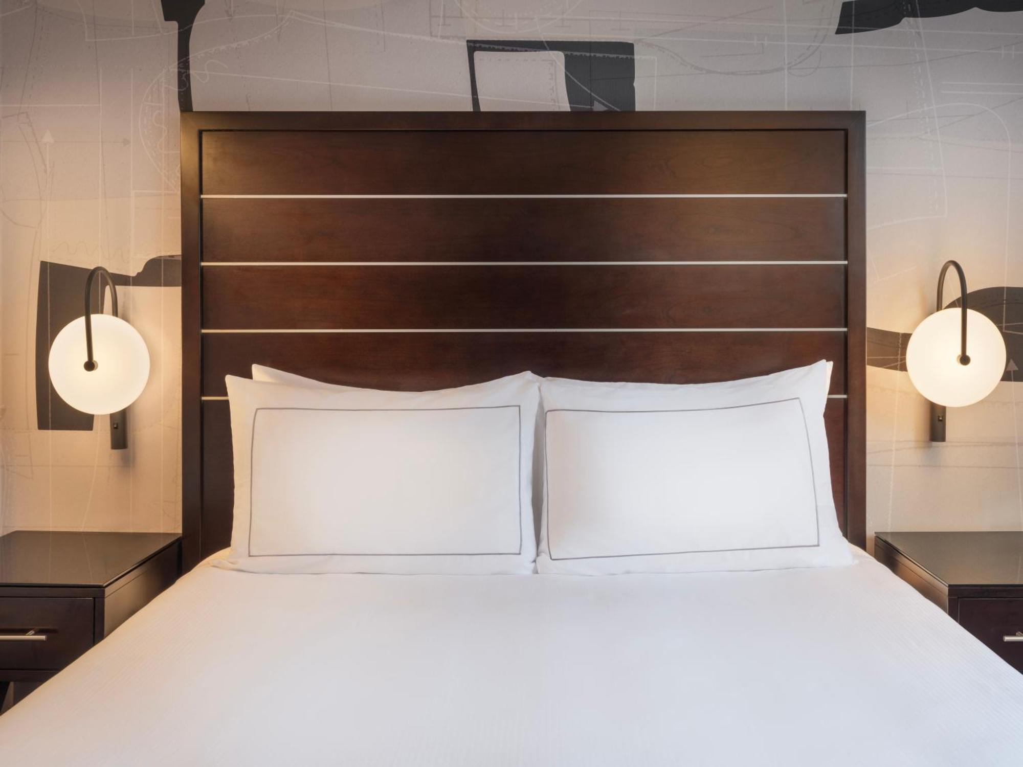 Queen Room City View