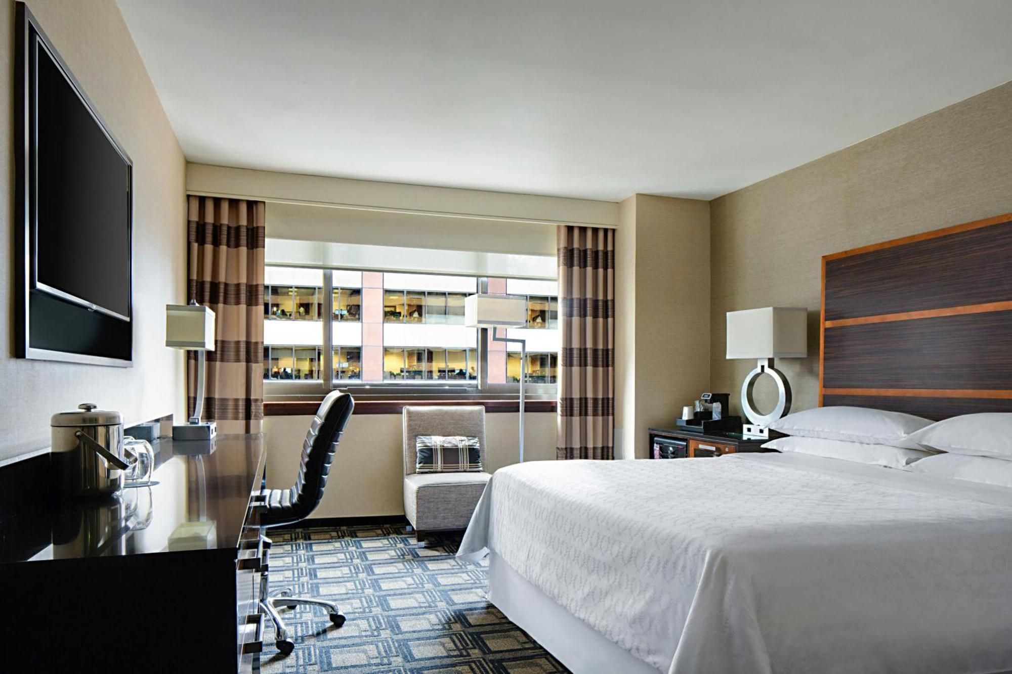 Traditional Guest room 1 Queen,1672564450:JPEG