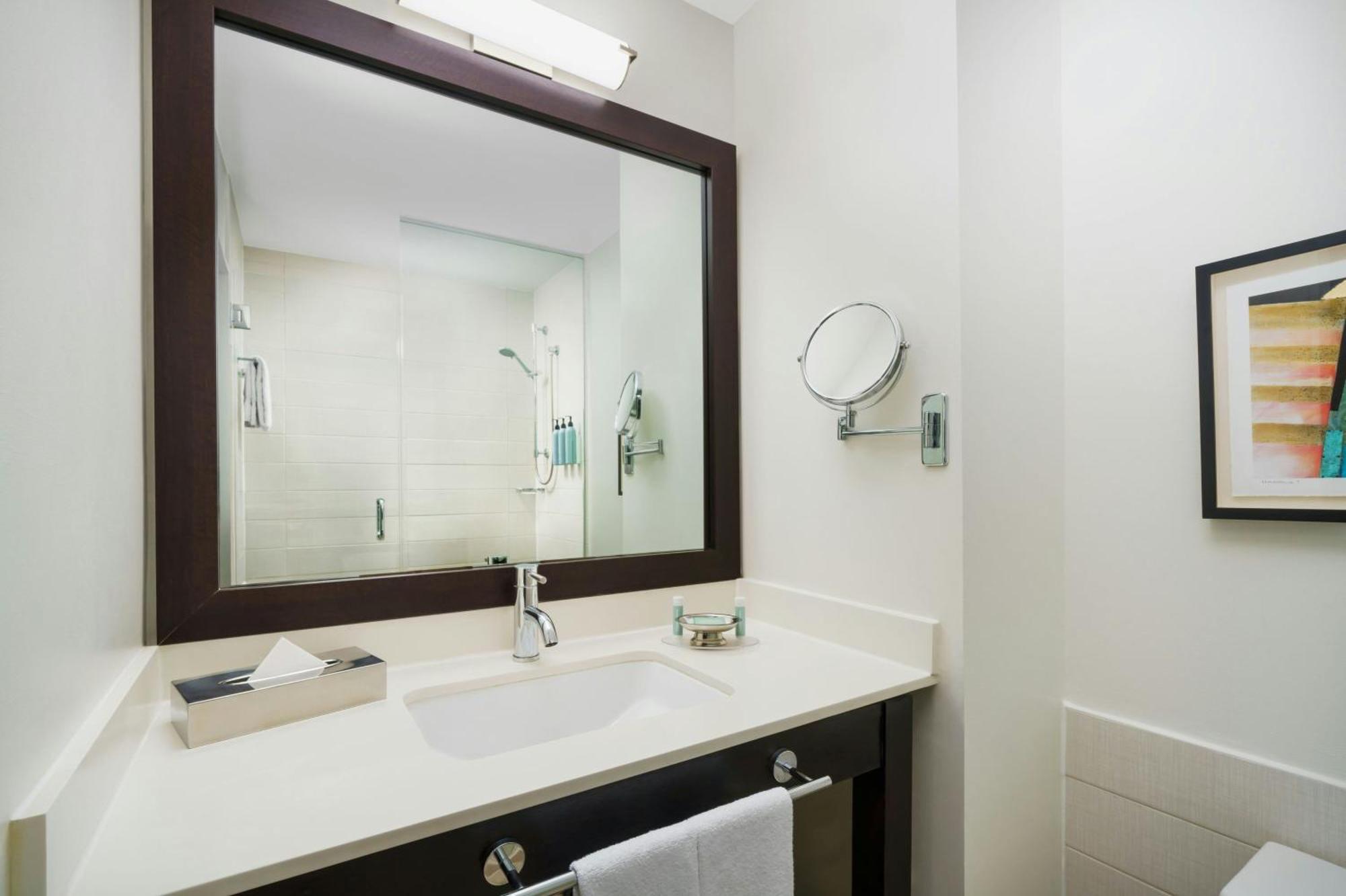 Executive King Room - Top Floor,1698906377:JPEG