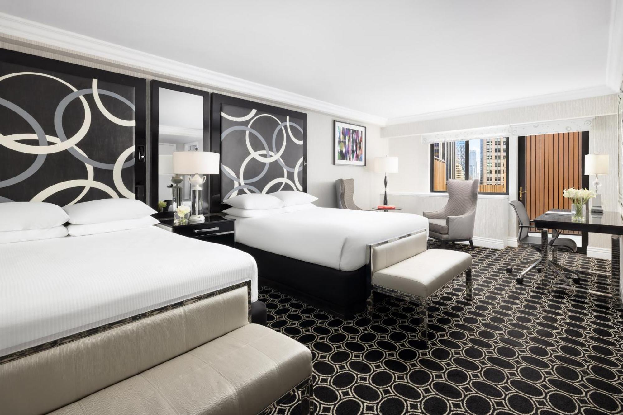 Executive Two Queen Beds Balcony