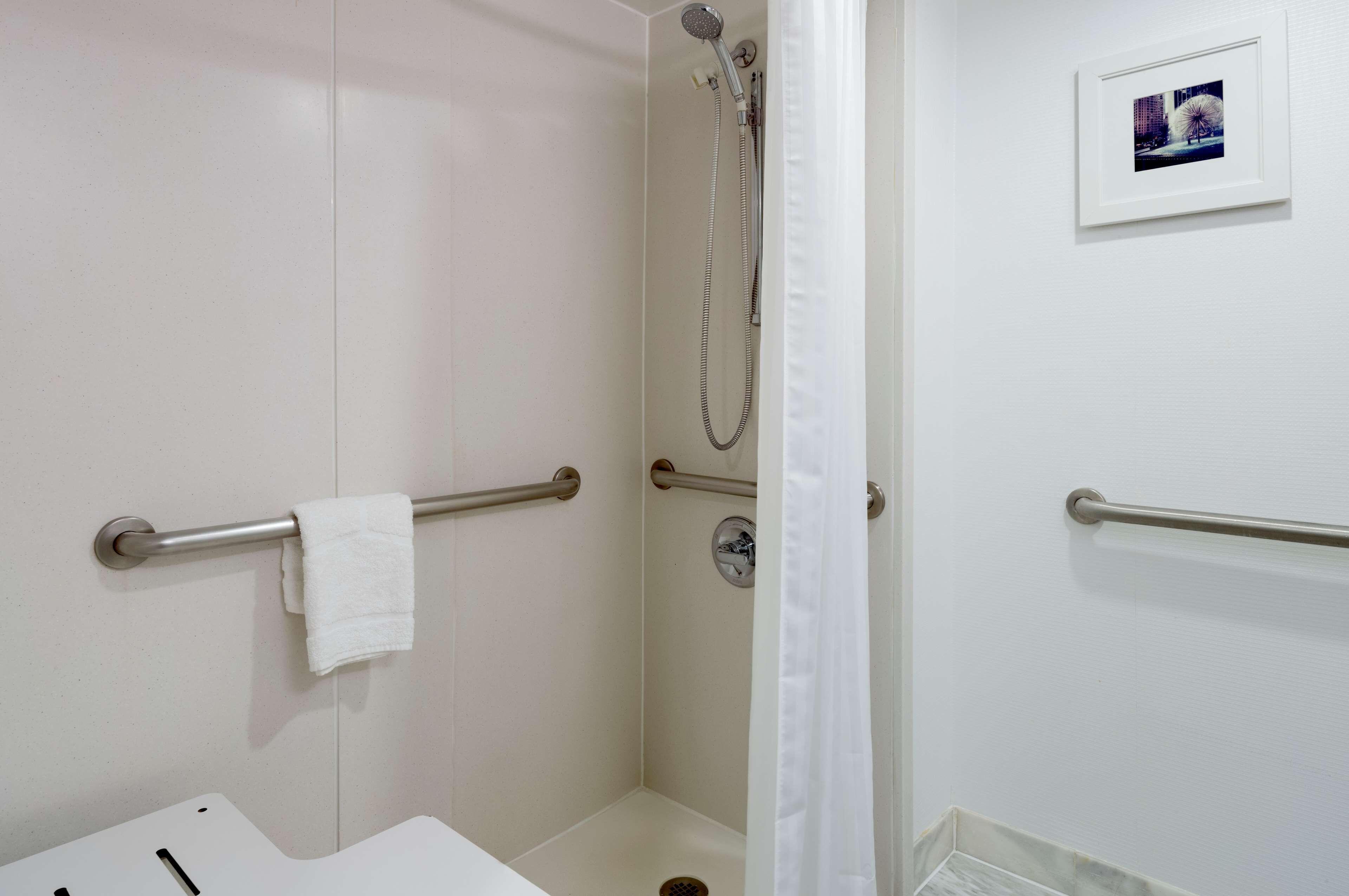 King Room Mobility Access or Non-Smoking