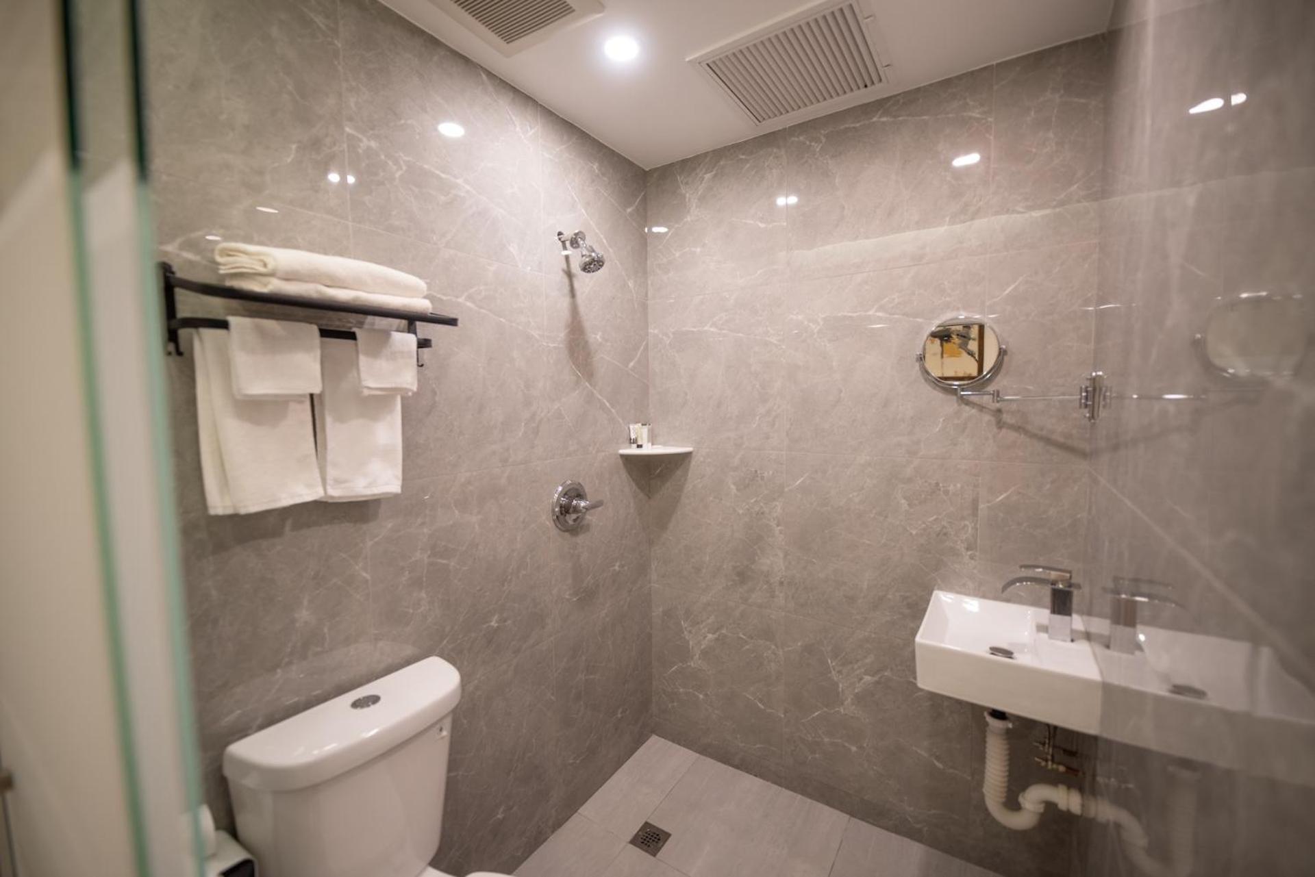 Compact Room