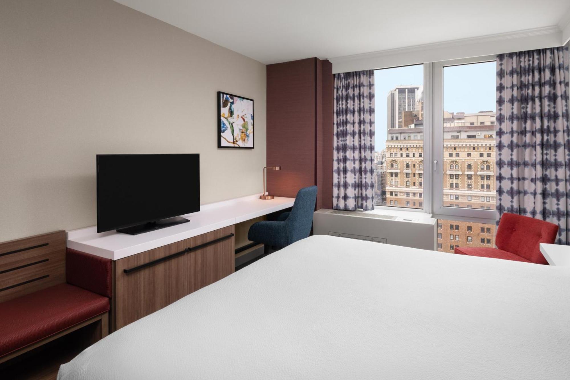 King Corner Room Panoramic View