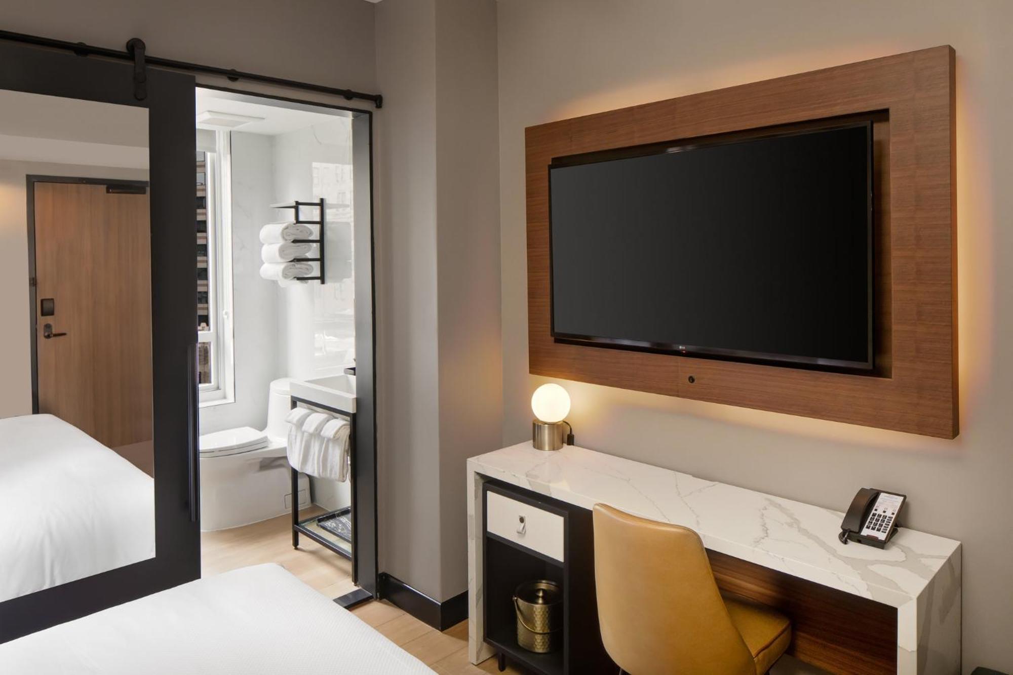 Premium Queen Room High Floor