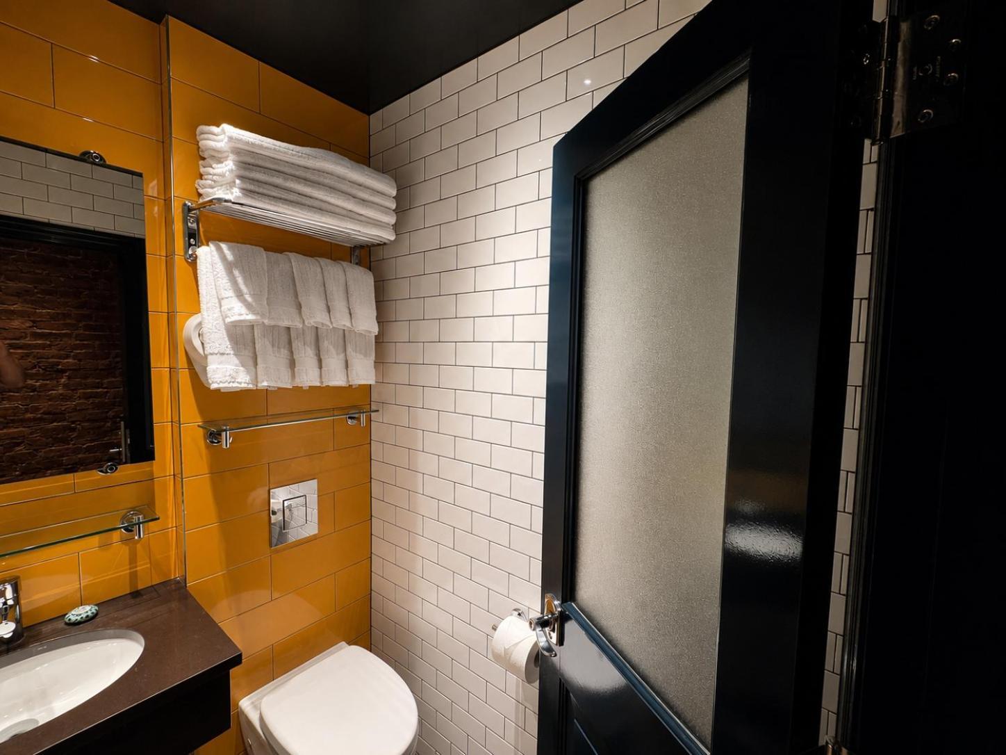 Deluxe Family Suite