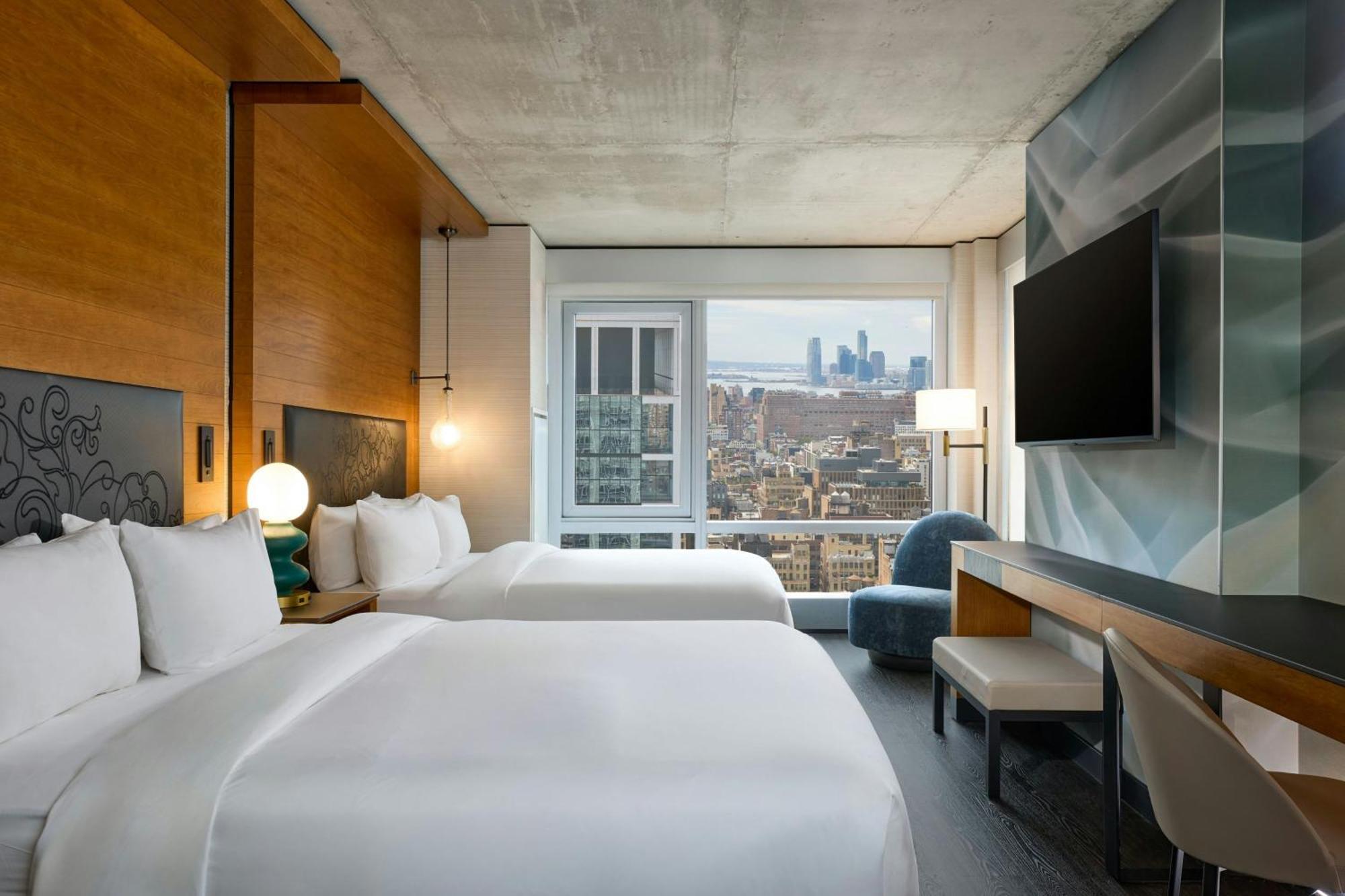 Chambre Lit Queen-Size - Vue sur les Toits
