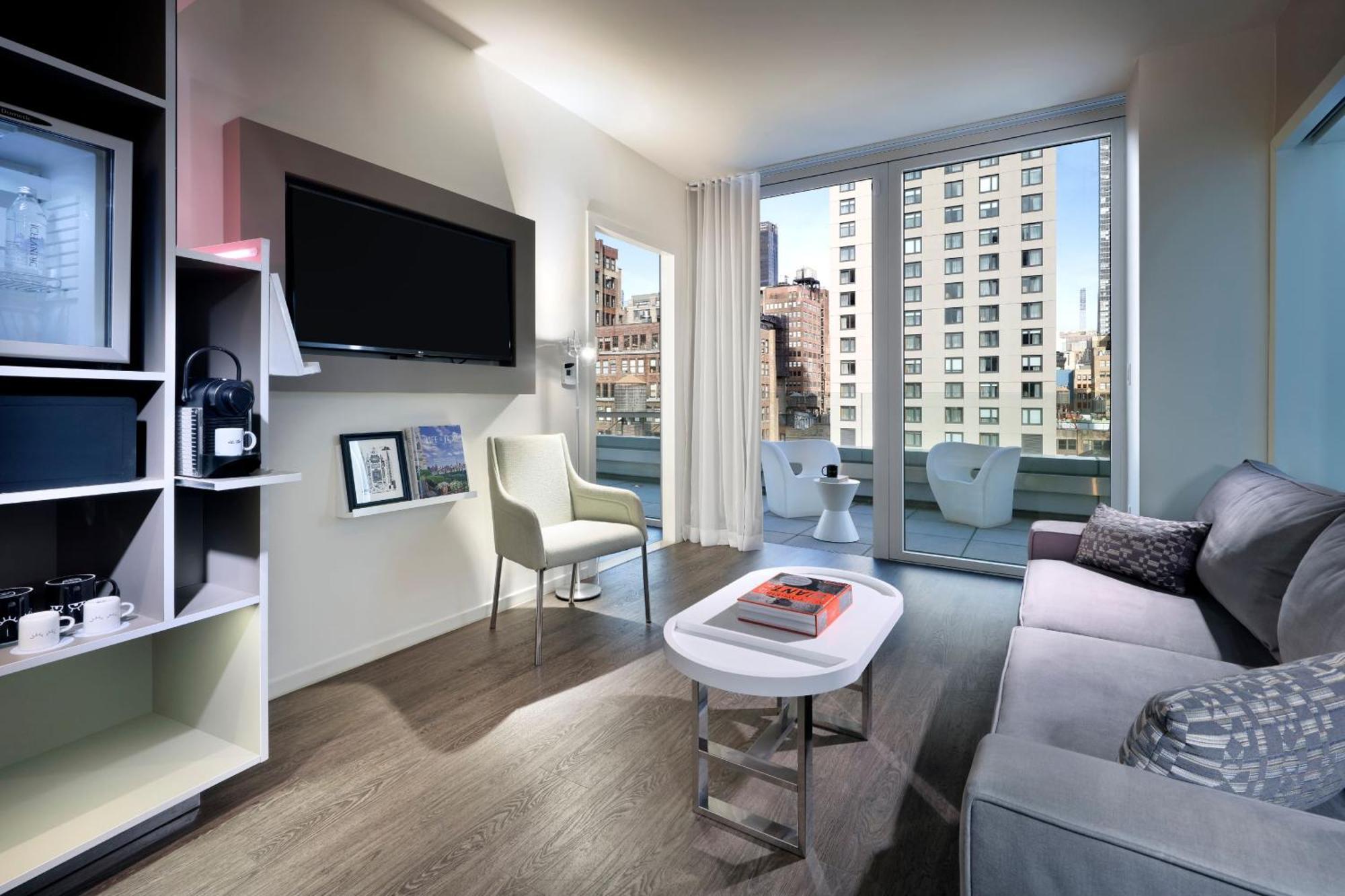 The Townhouse Suite Terrace