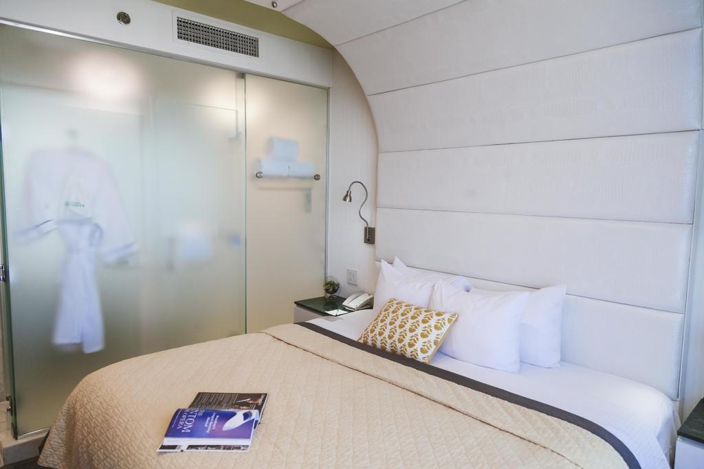 Premium King Room