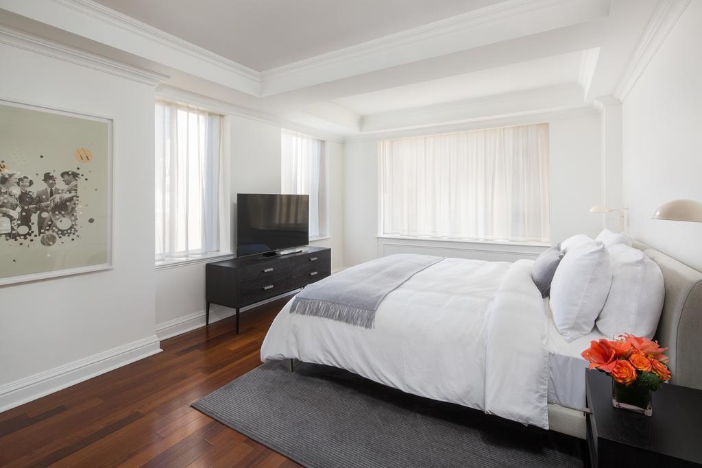 One Bedroom Deluxe Suite