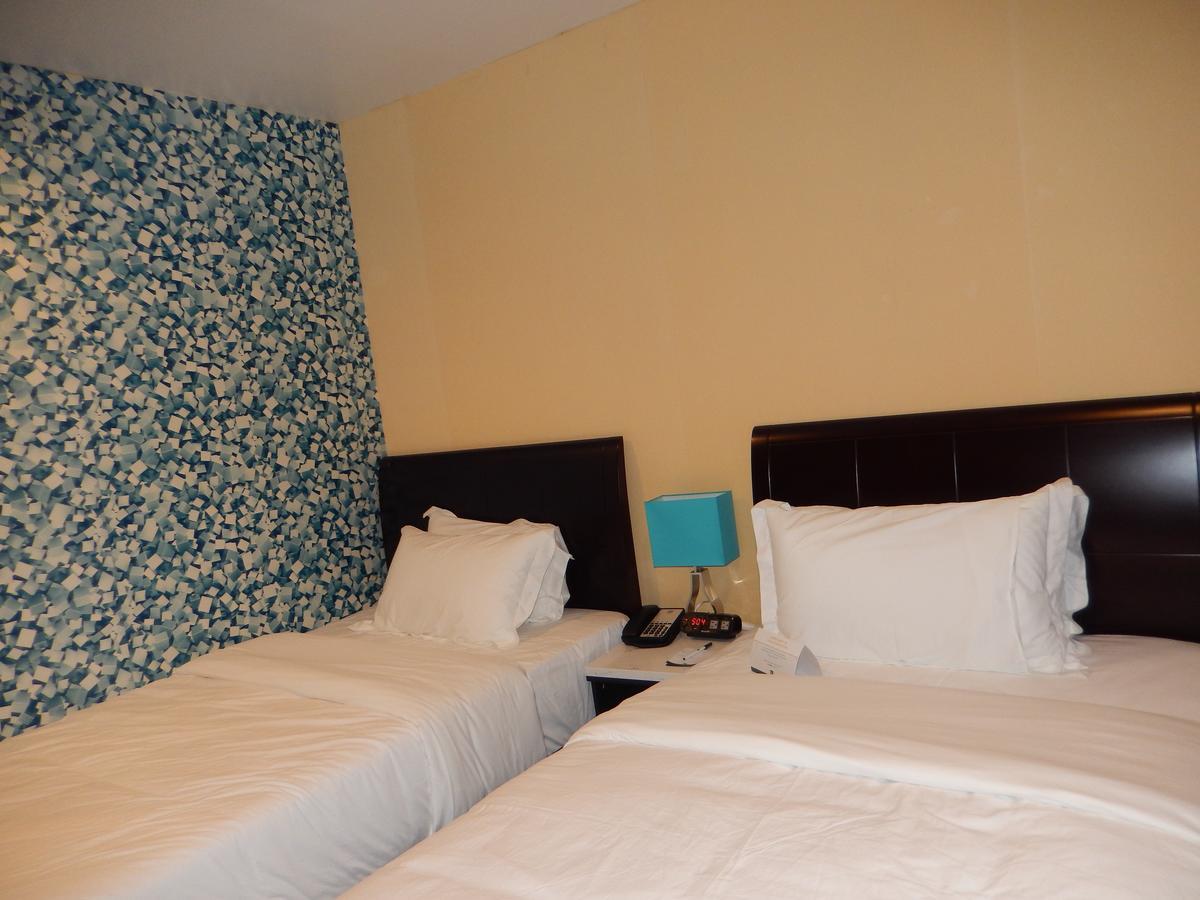 Double Room Two Double Beds Non-Smoking