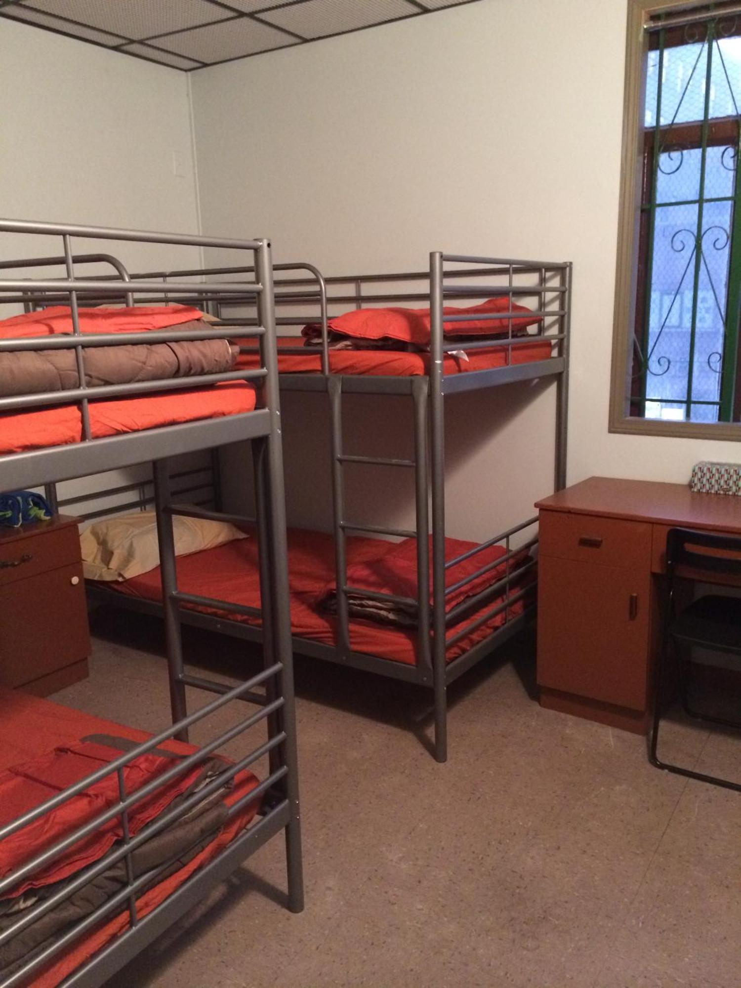 Quadruple Room with Bathroom,696410064:JPEG
