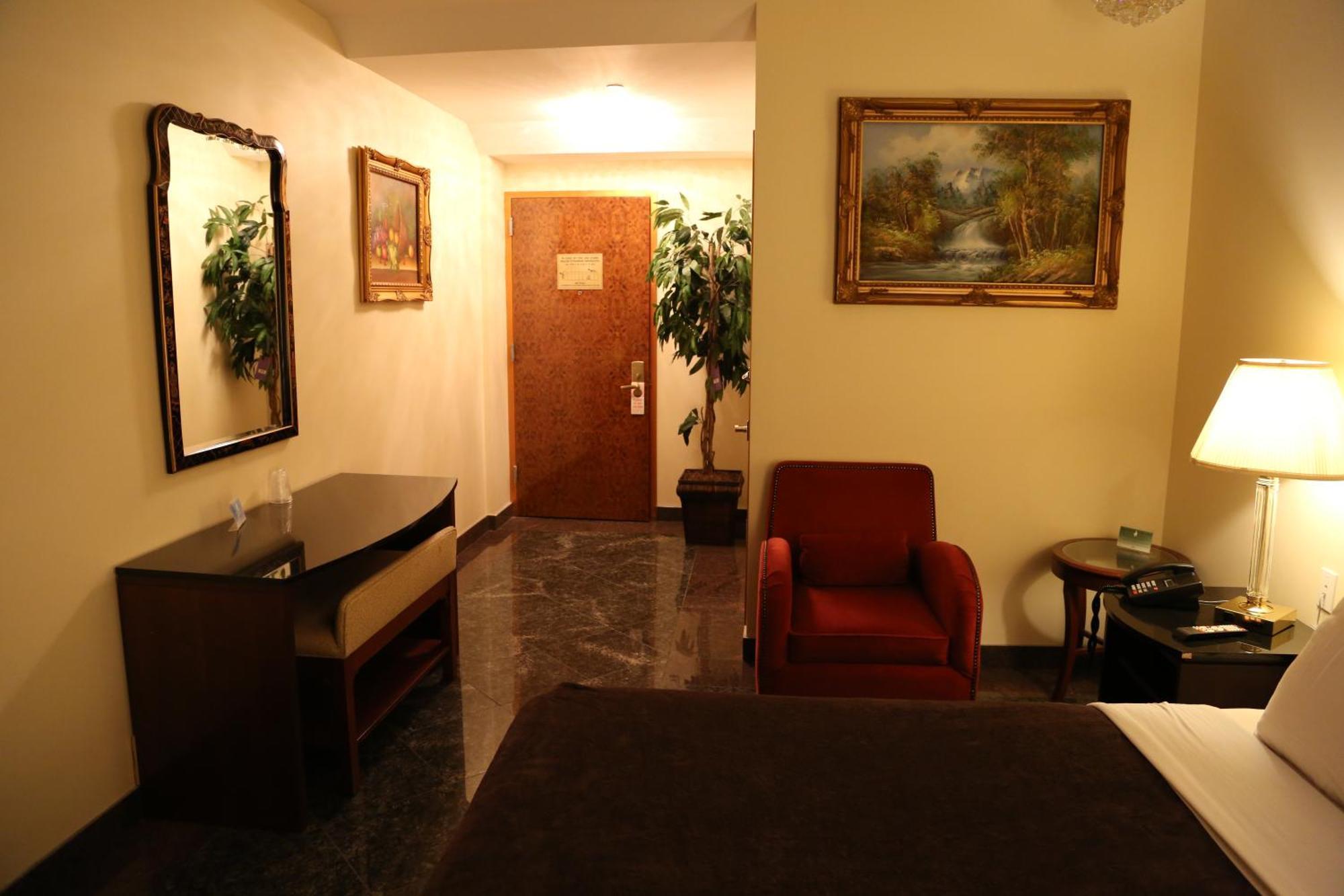 King Room