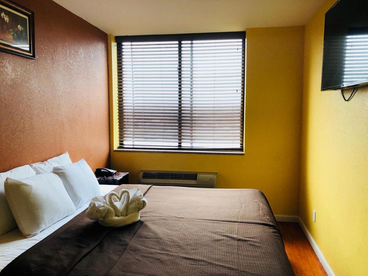 King Room Non-Smoking