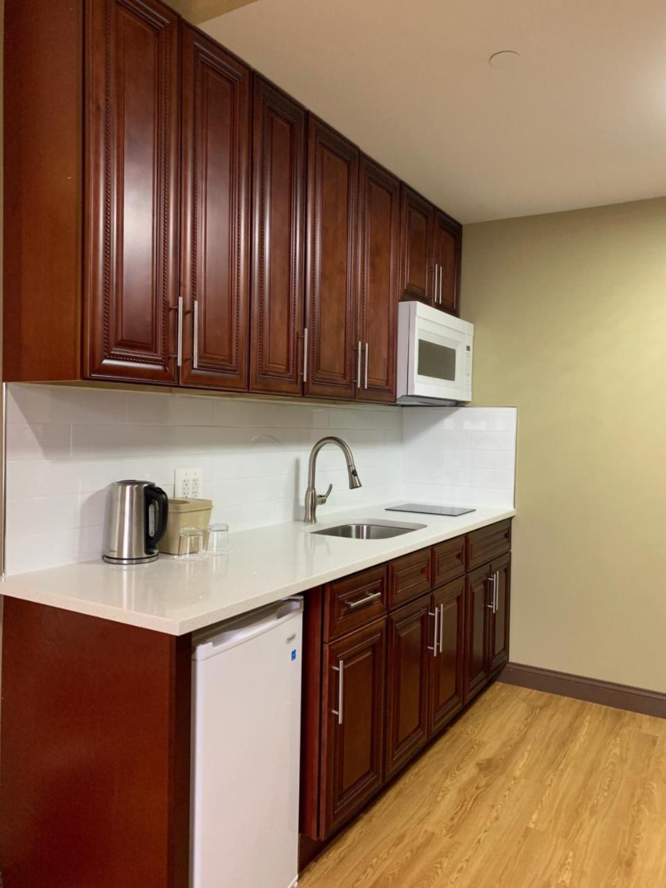 King Room Kitchen